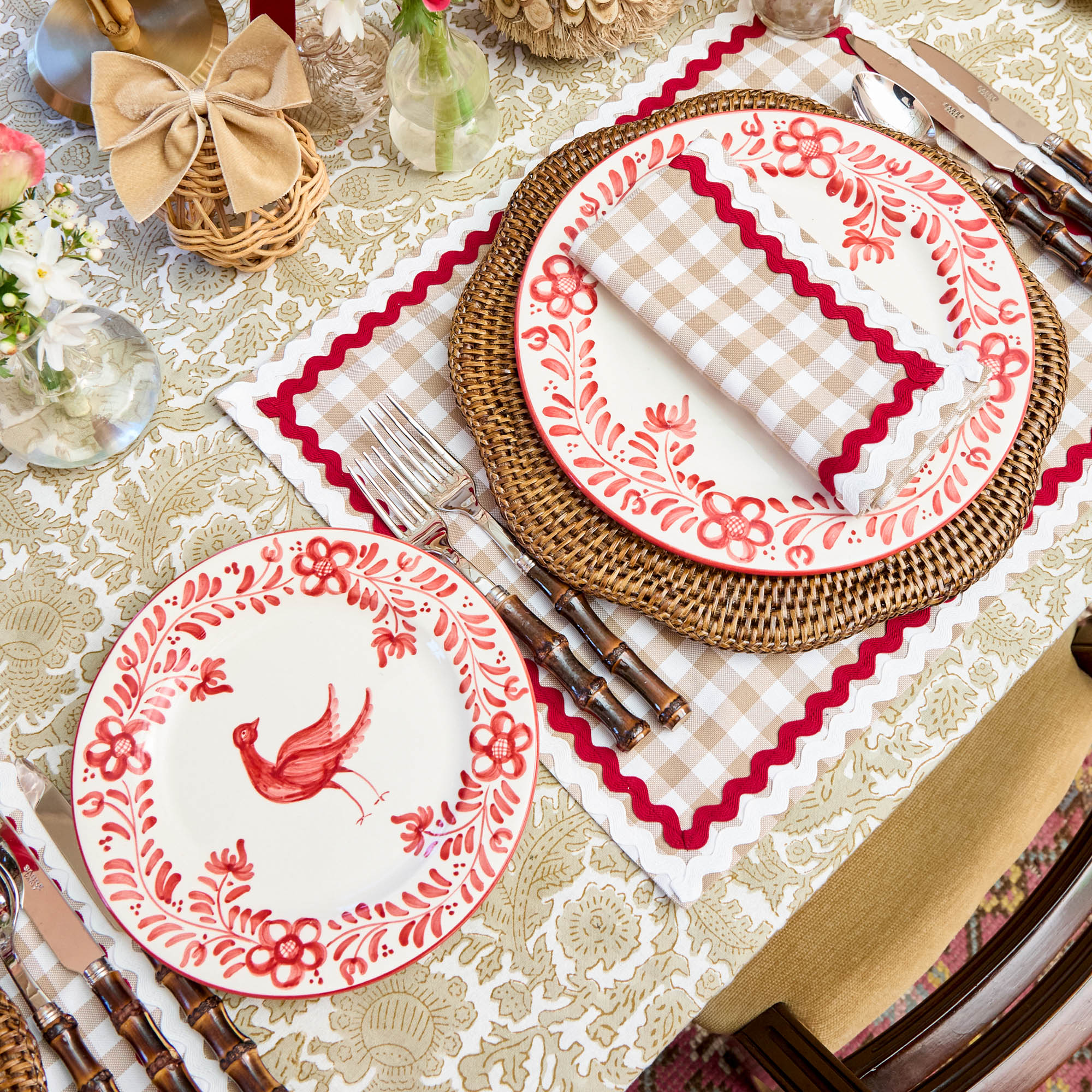 Martha Red Starter Plate - Image 5