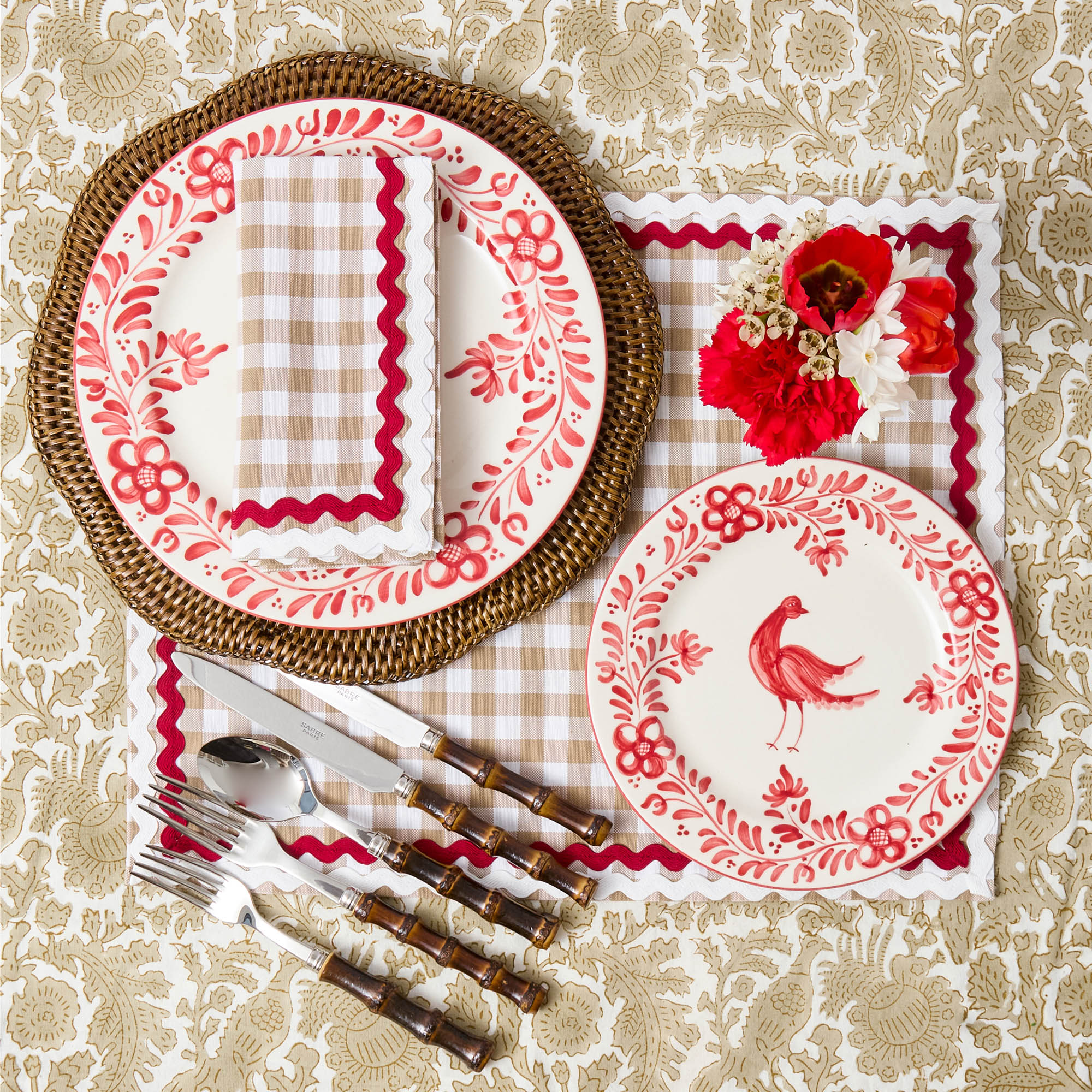 Martha Red Starter Plate - Image 4