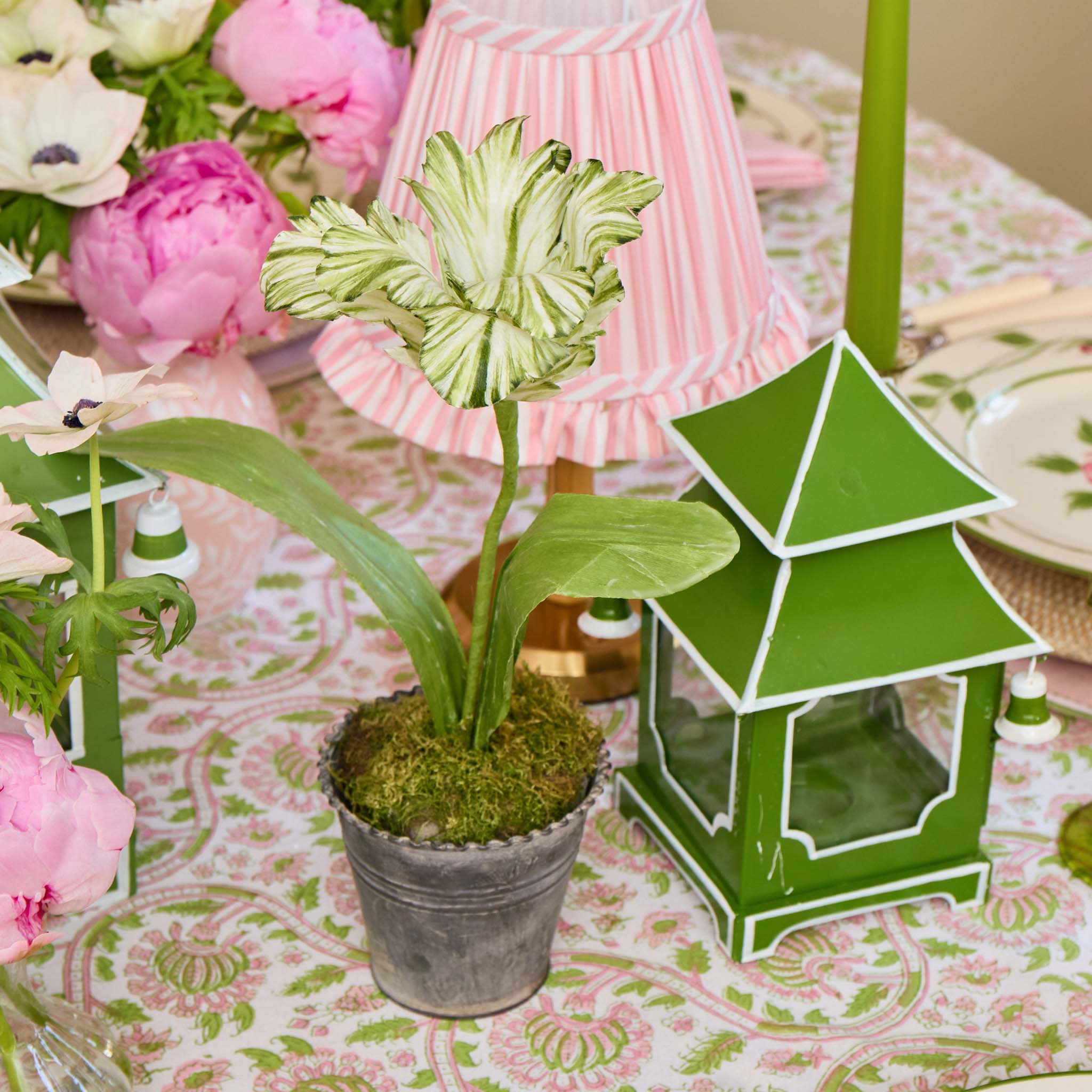 Apple Green Mini Pagoda Lantern (Pair) - Image 4