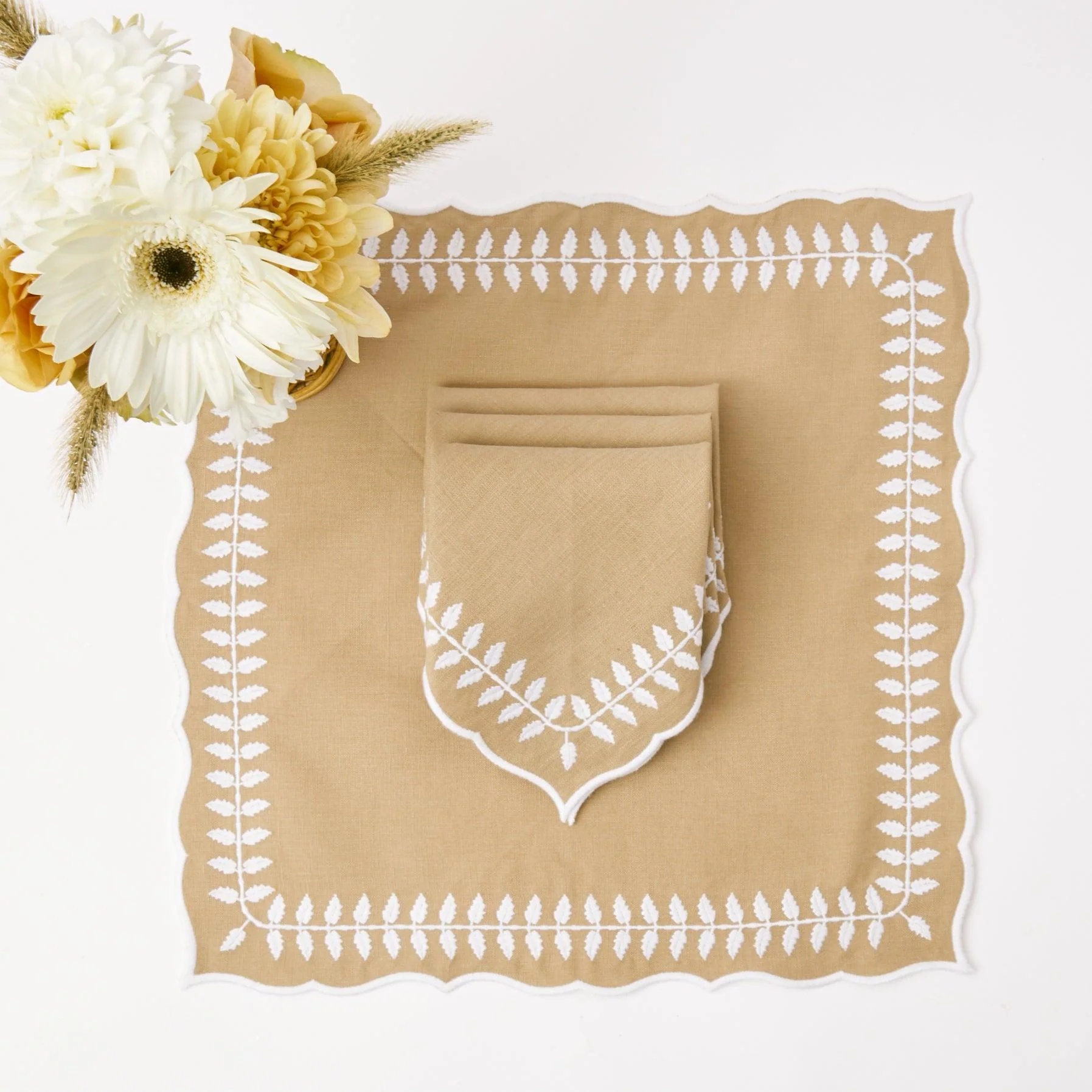 Natural Laurel Placemats & Napkins Set (Set of 4) - Image 6