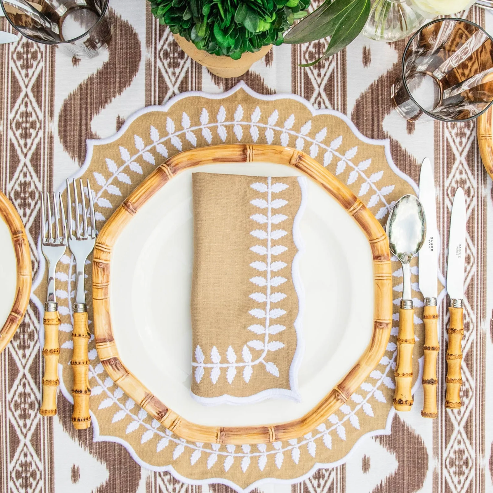 Natural Laurel Napkins (Set of 4) - Image 6