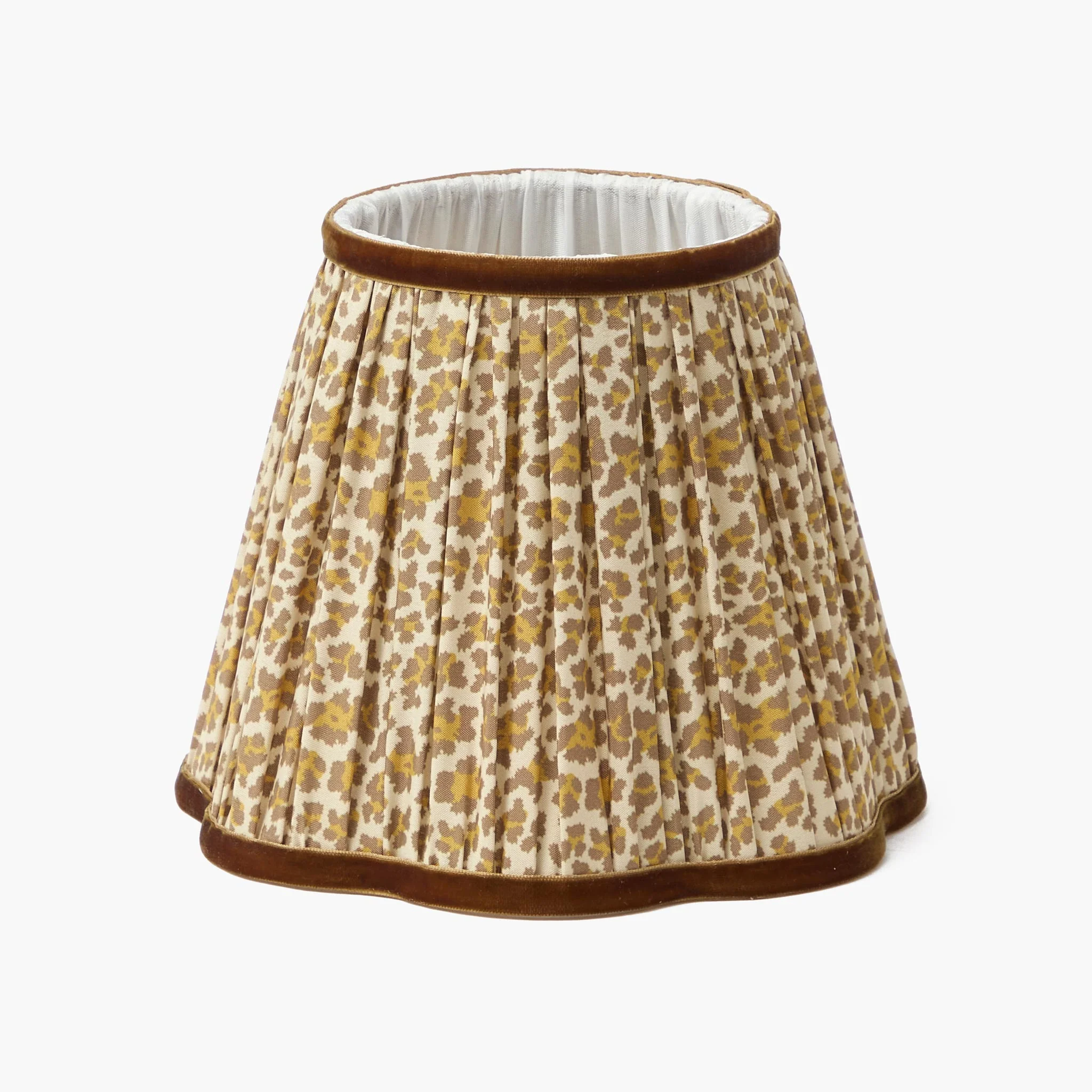 Bamboo Short Rechargeable Lamp with Leopard Shade (18cm) - Image 4