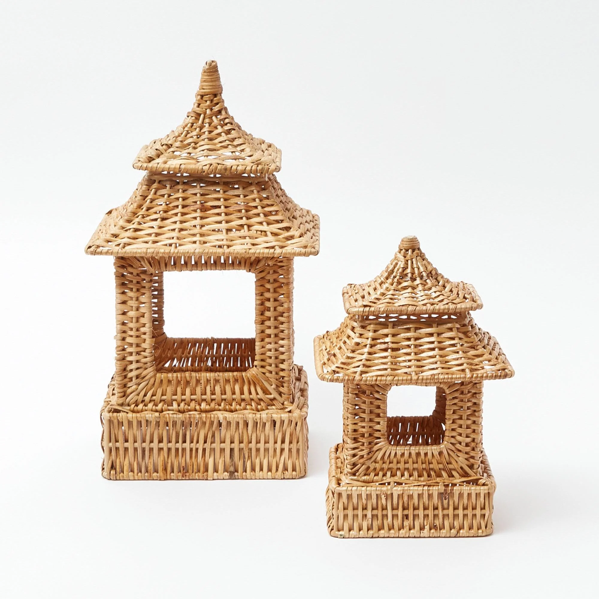 Natural Rattan Pagoda Lantern Set - Image 8