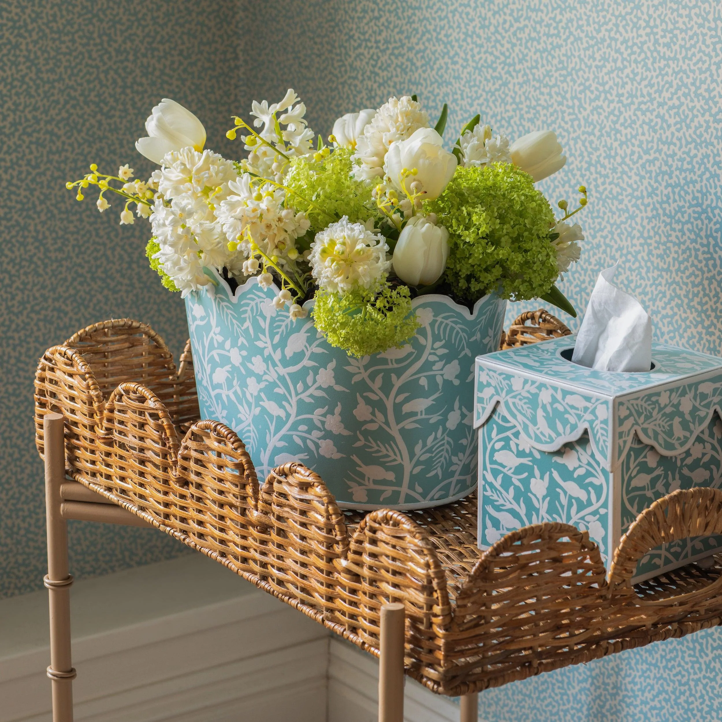 Scalloped Rattan Tray With Stand - Image 13