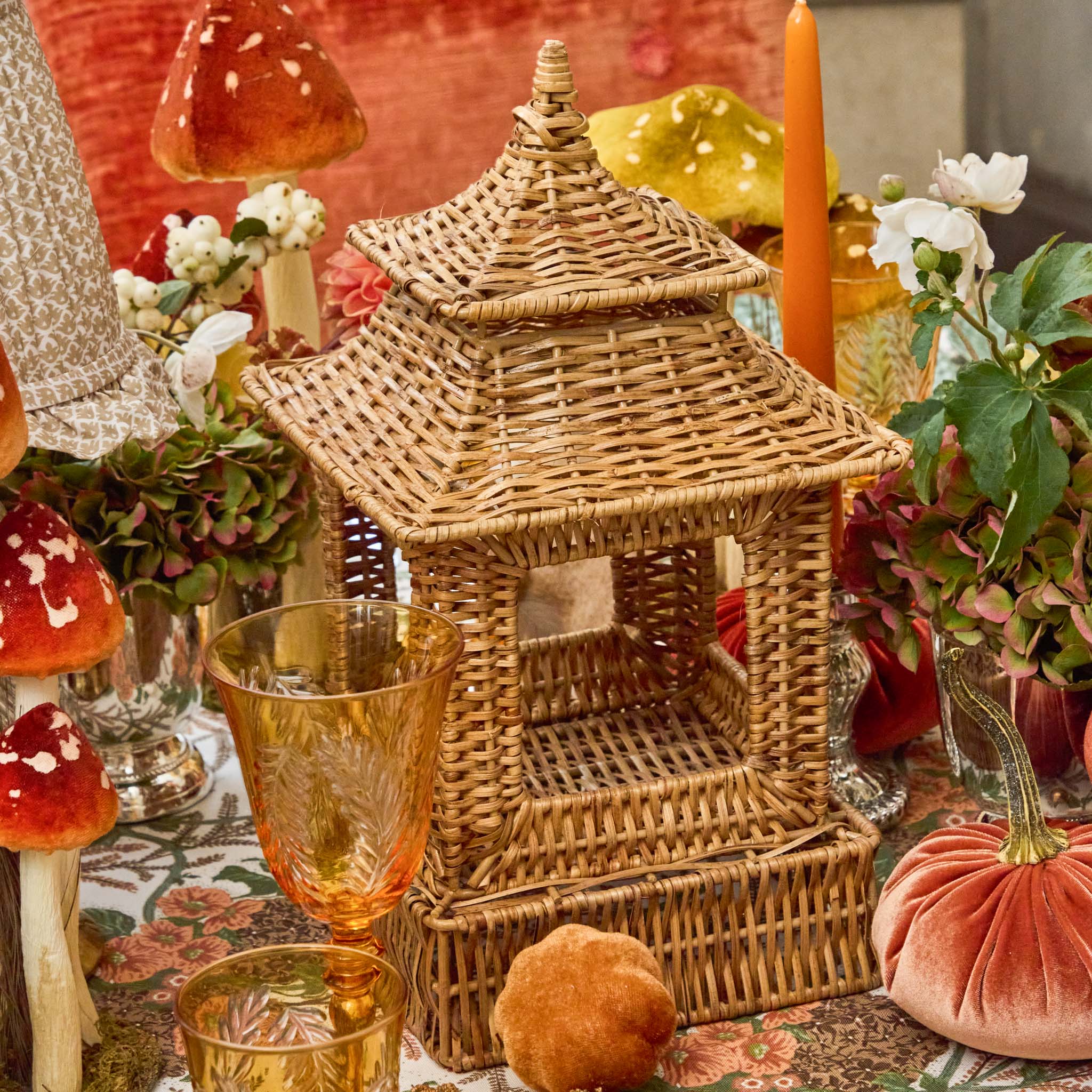 Rattan Pagoda Lantern - Image 9