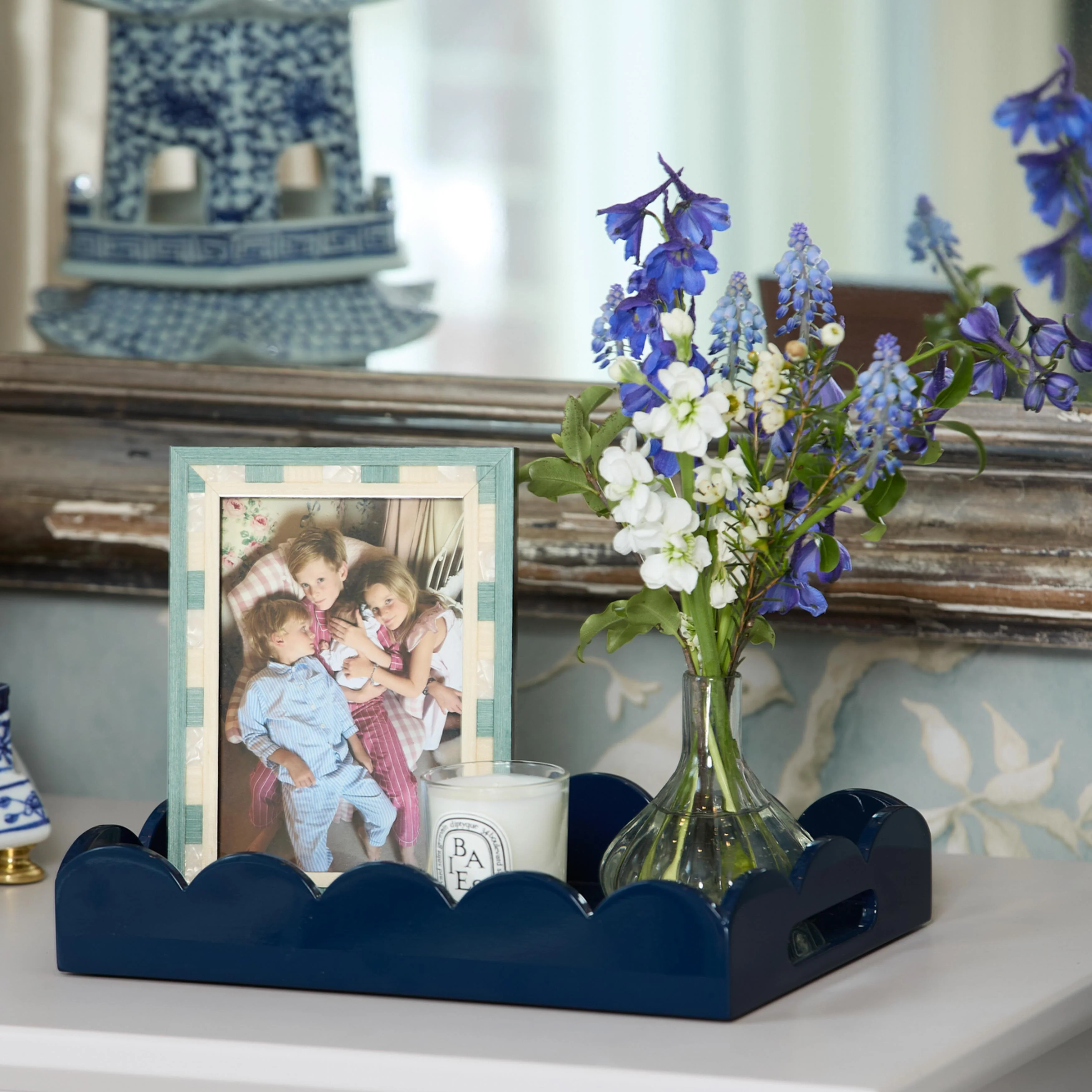 Navy Blue Small Scalloped Lacquer Tray - Image 2