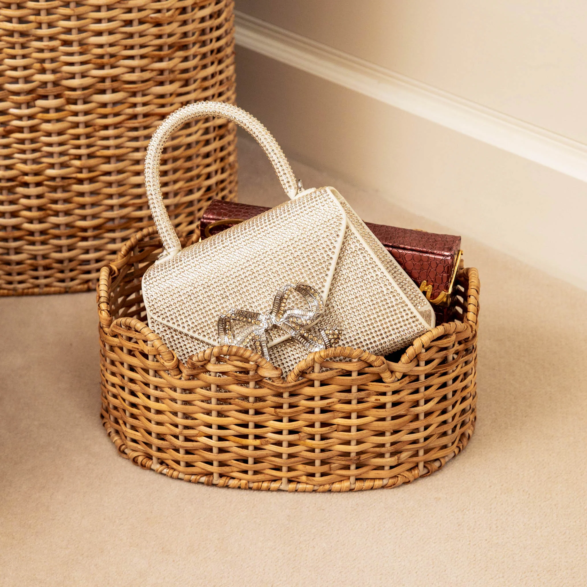 Oval Scalloped Rattan Baskets (Set of 3) - Image 4