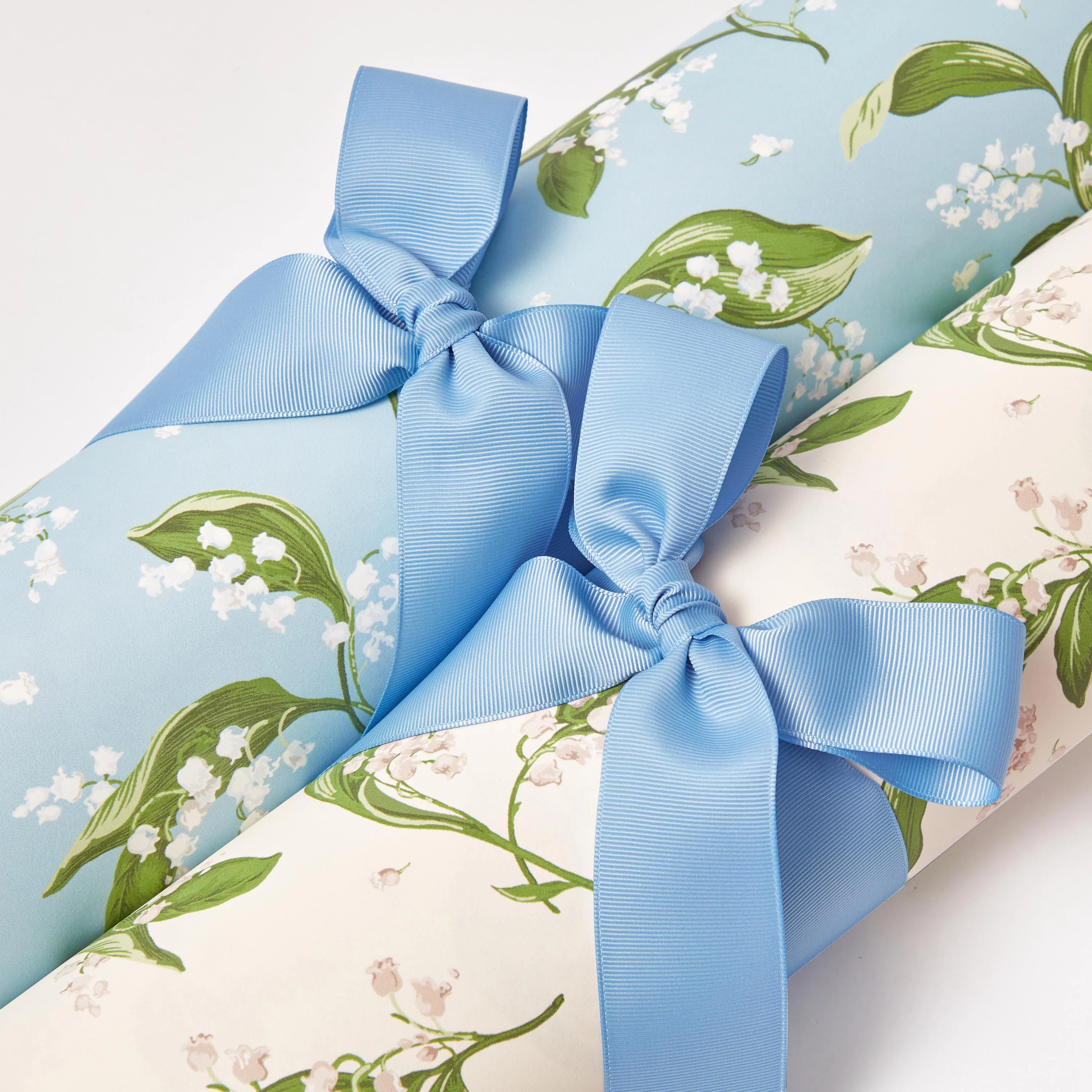 Pebble Lily of the Valley Wallpaper - Image 11