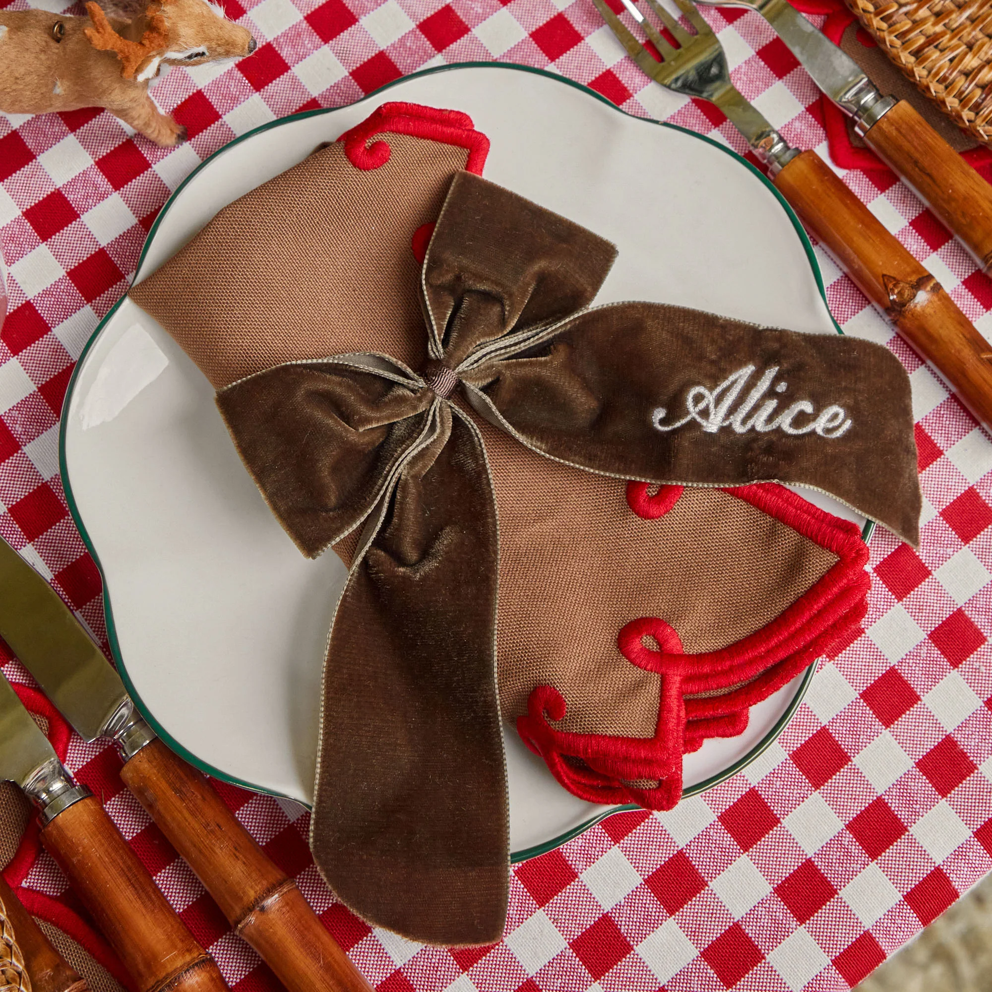 Personalisable Chocolate Bow - Image 15