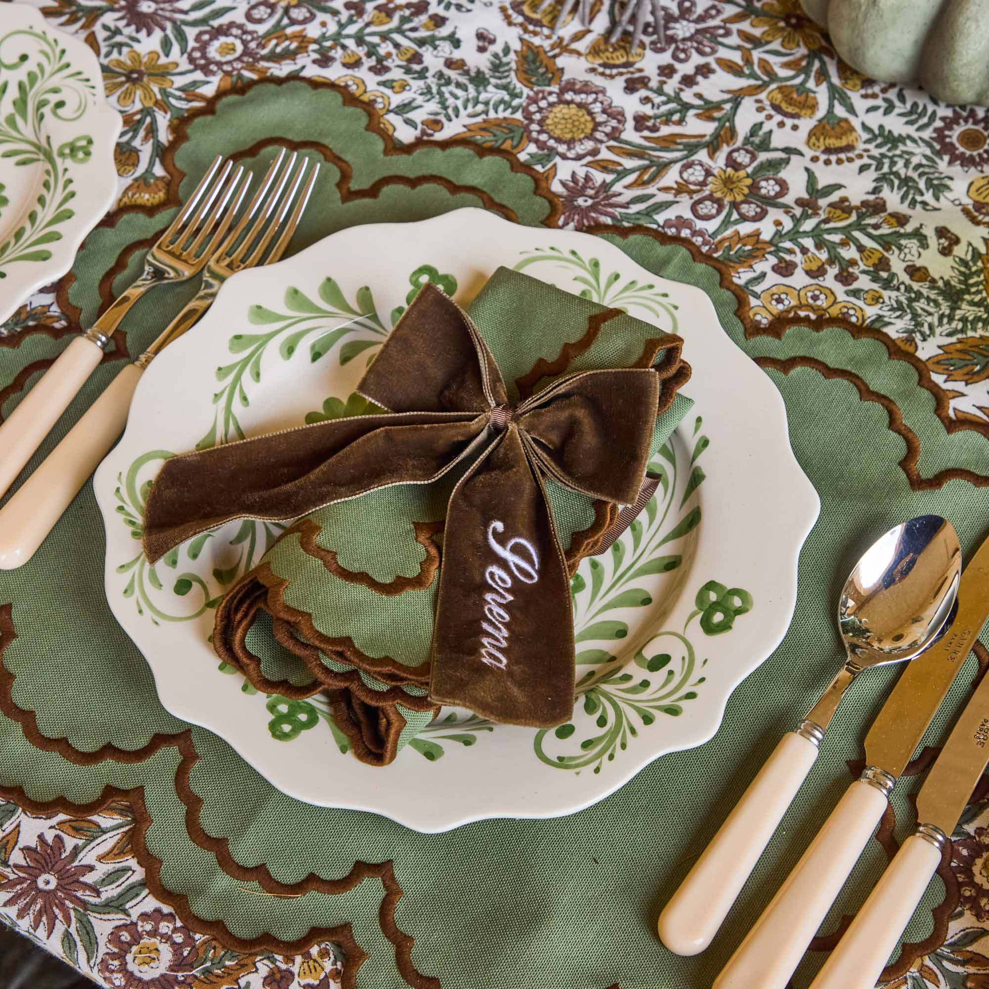Personalisable Chocolate Bow - Image 2