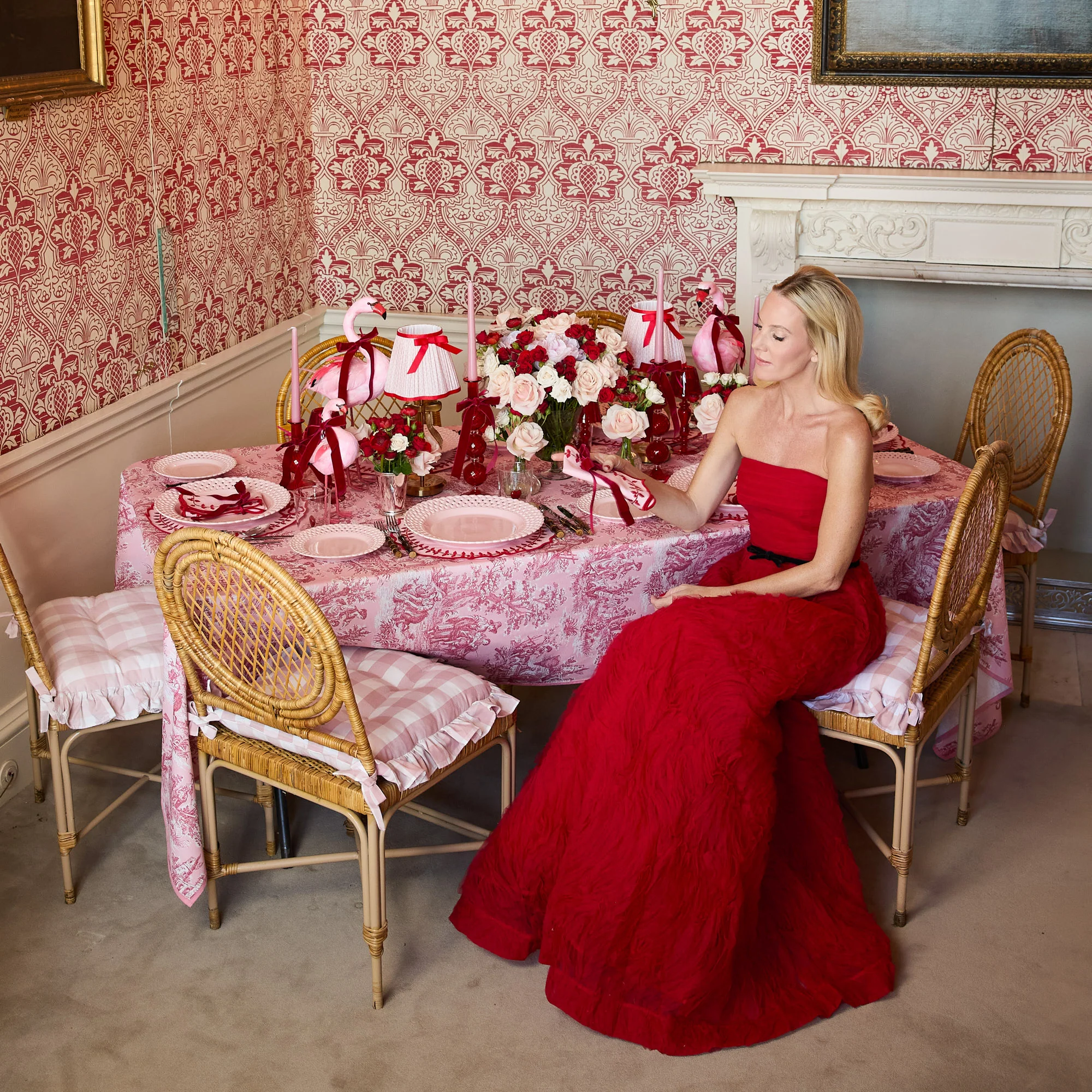 Pink & Red Bow Laurel Placemats & Napkins (Set of 4) - Image 2