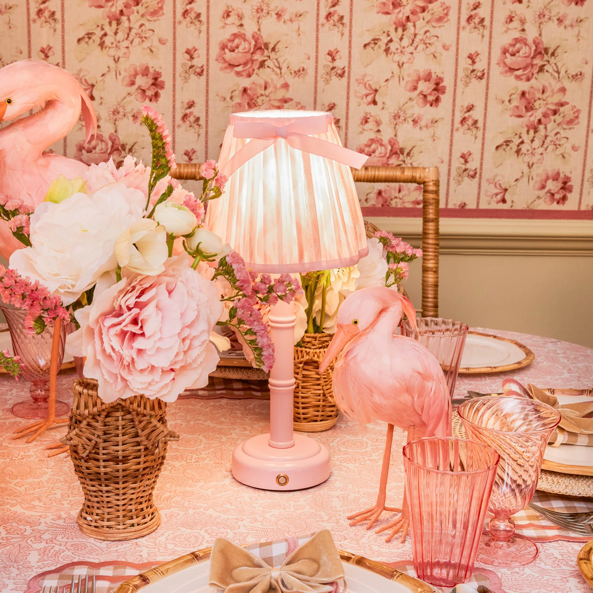 Pink Leonora Lacquer Rechargeable Lamp - Image 7