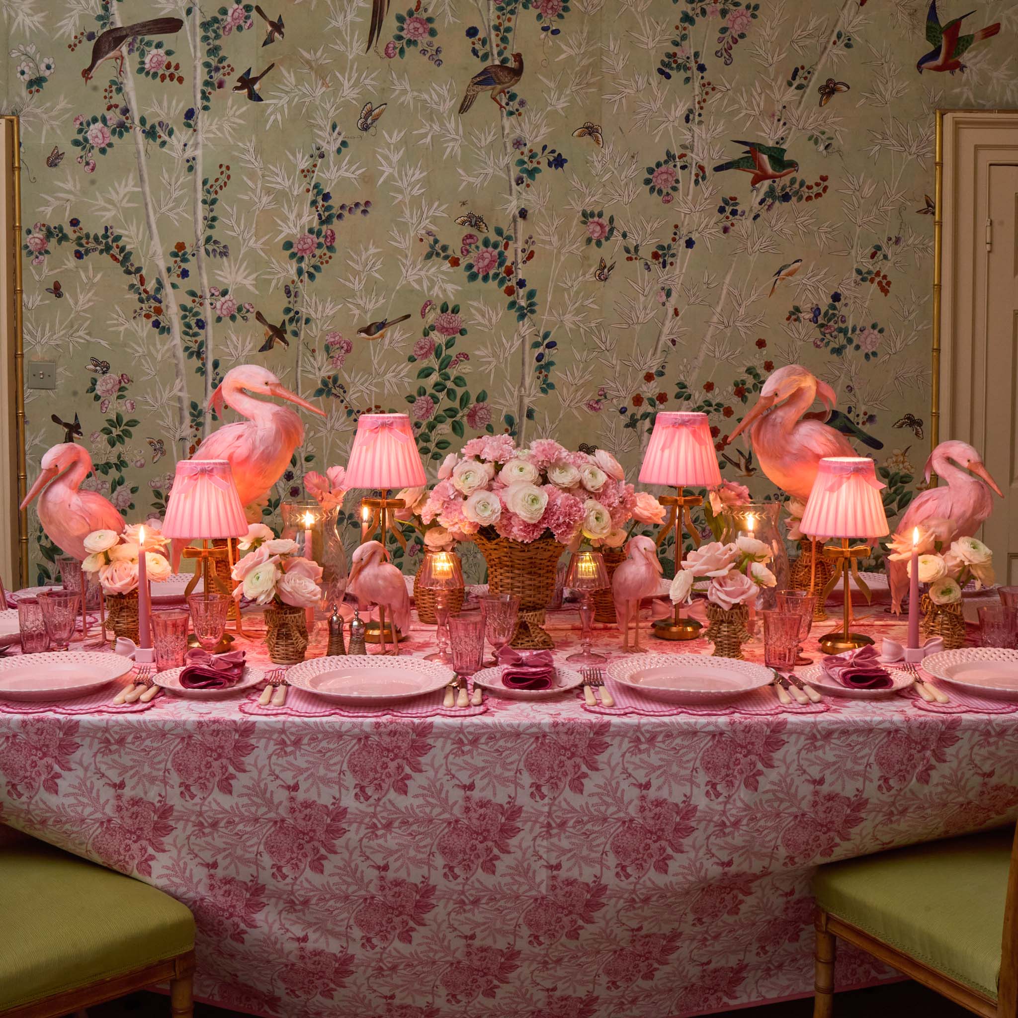 Tall Marilyn Bow Rechargeable Lamp with Pink Velvet Bow Shade (18cm) - Image 3