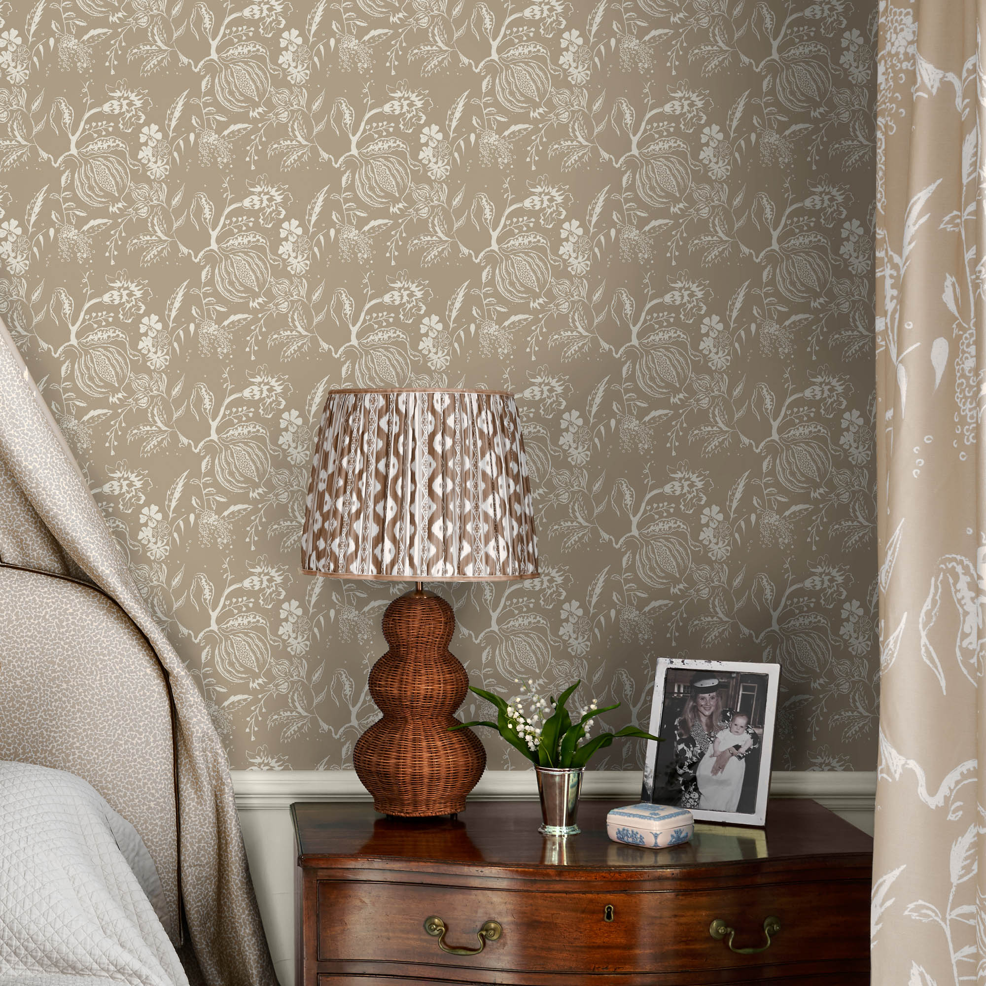 Putty Chelsea Square Wallpaper - Image 4