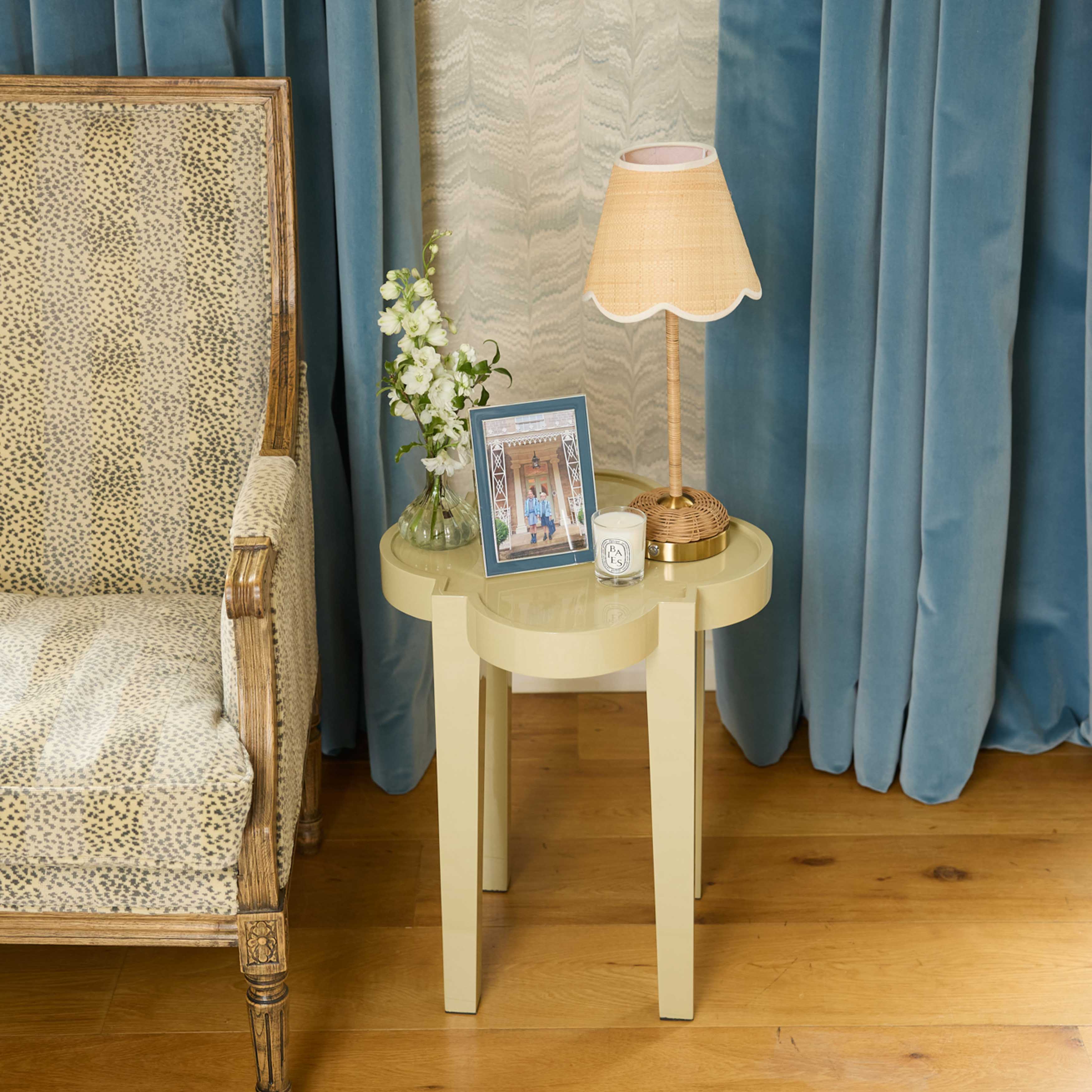 Putty Lacquer Quatrefoil Side Table - Image 3