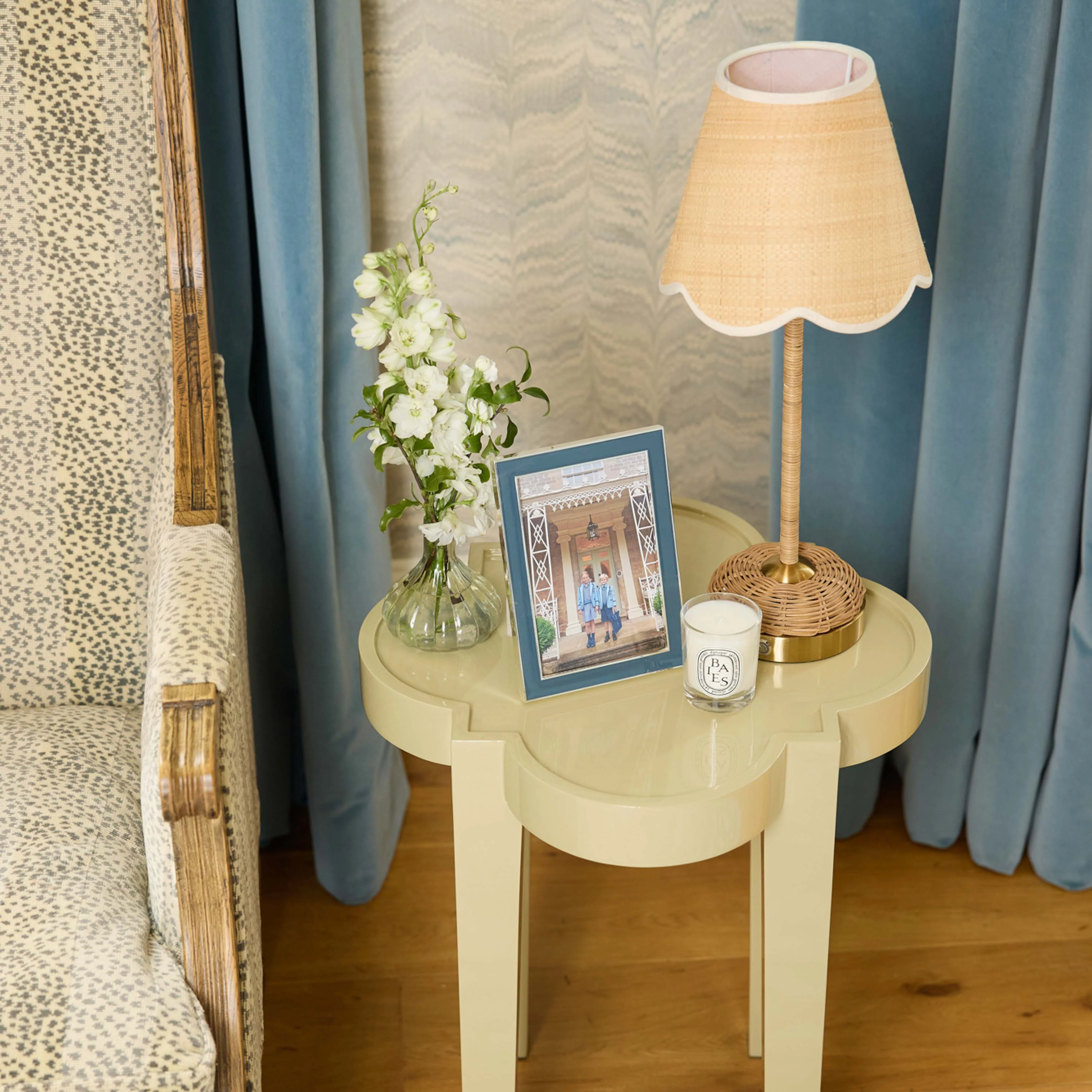 Putty Lacquer Quatrefoil Side Table - Image 5