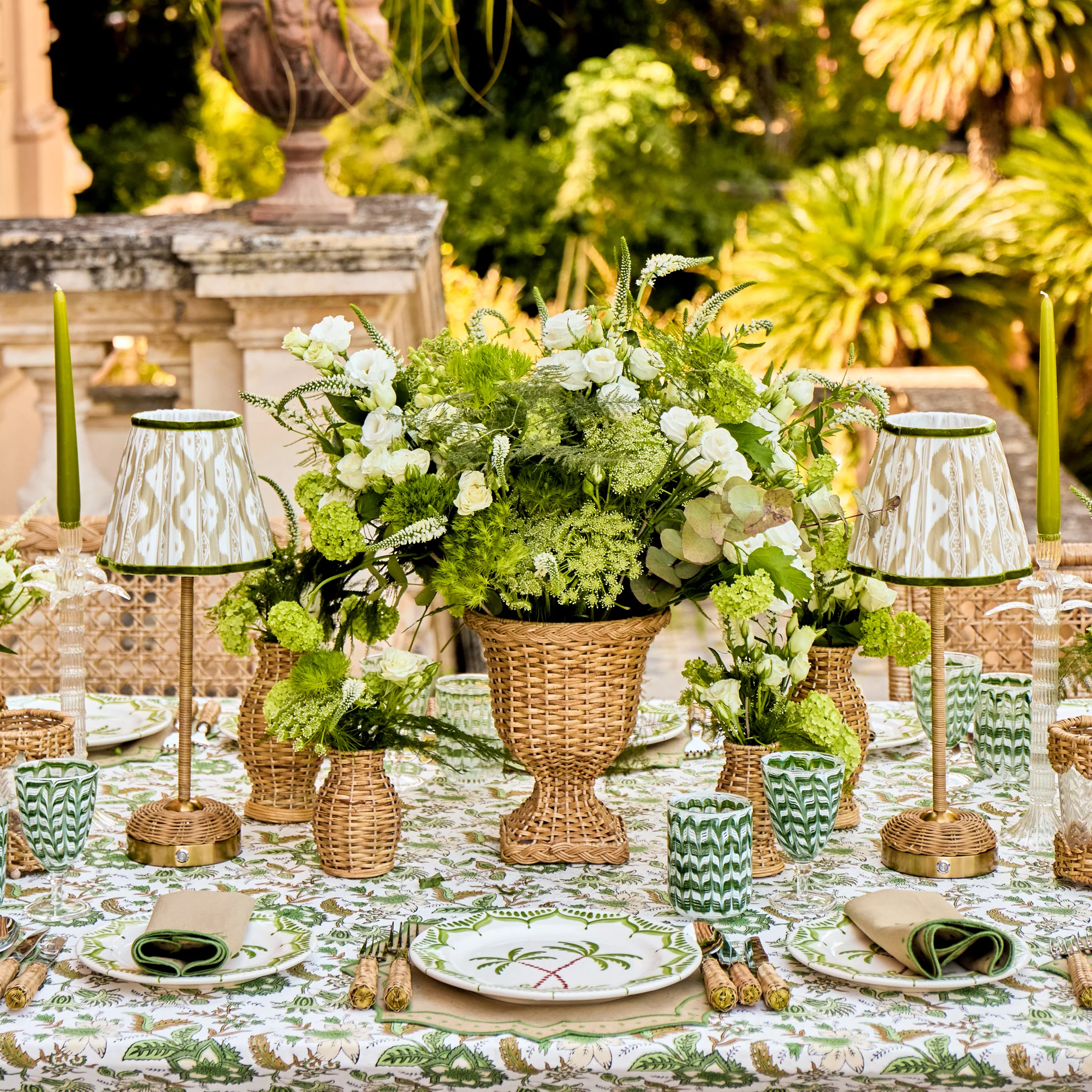 Rattan Ida Rechargeable Lamp - Image 4