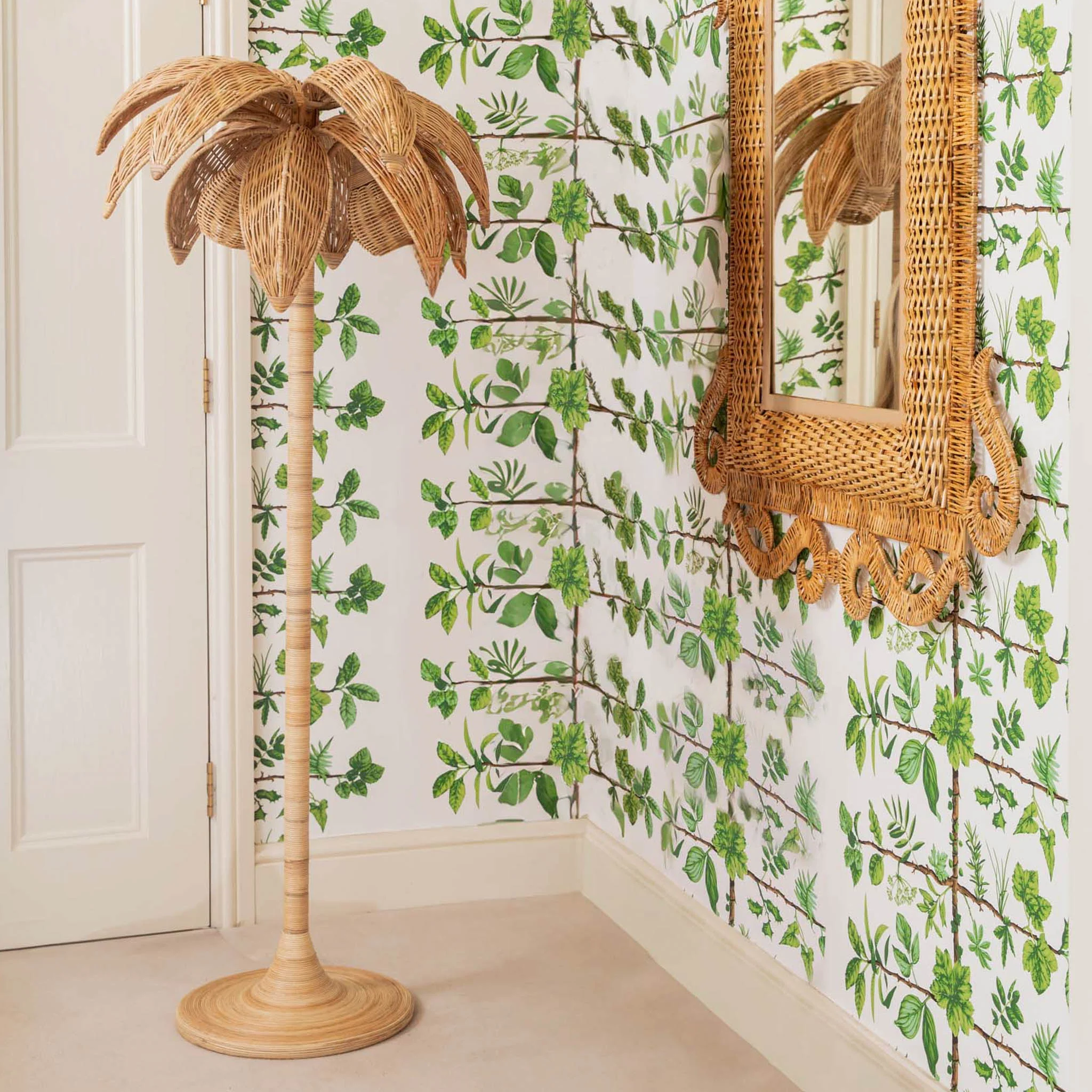 Rattan Palm Tree Floor Lamp - Image 8
