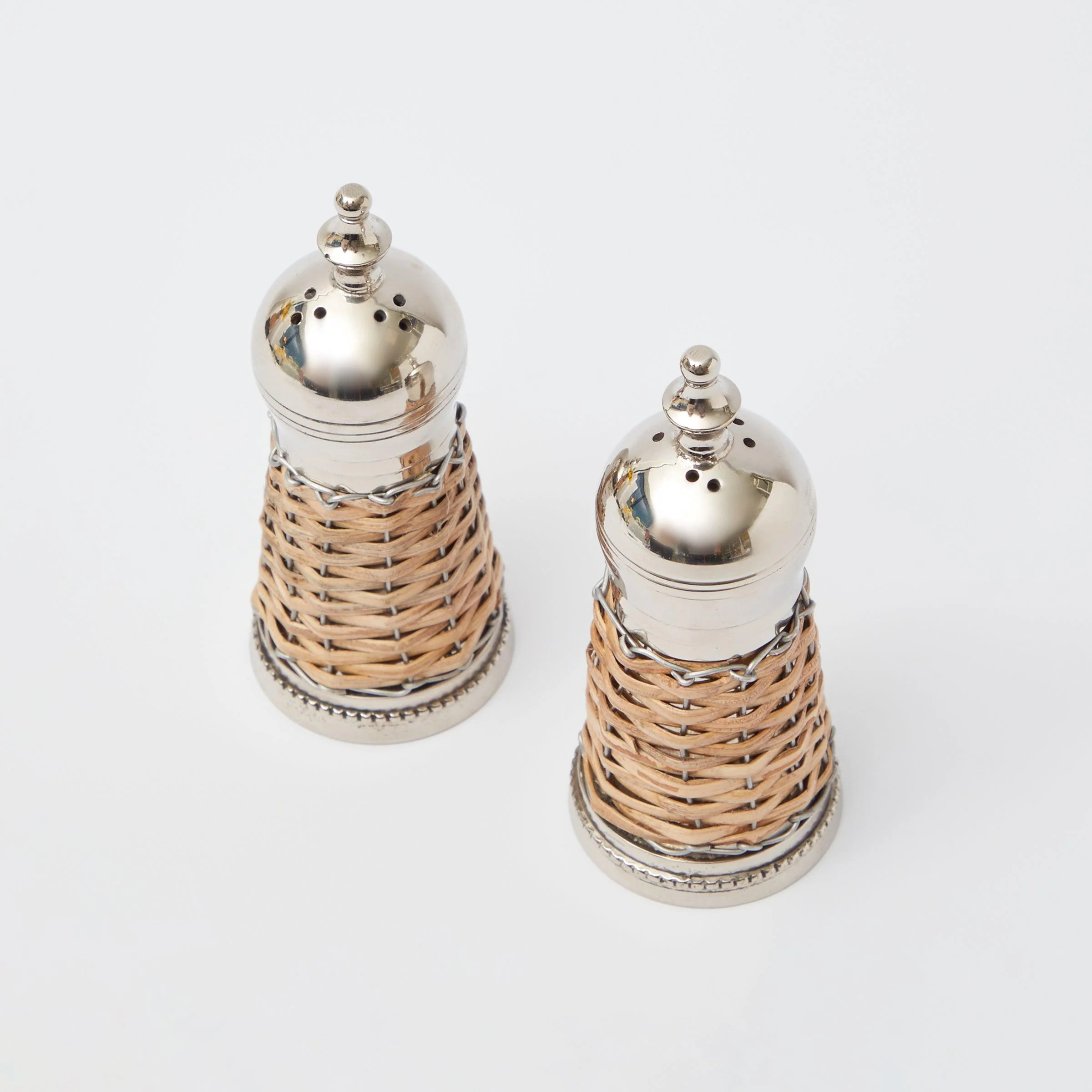 Rattan Salt & Pepper Set - Image 4