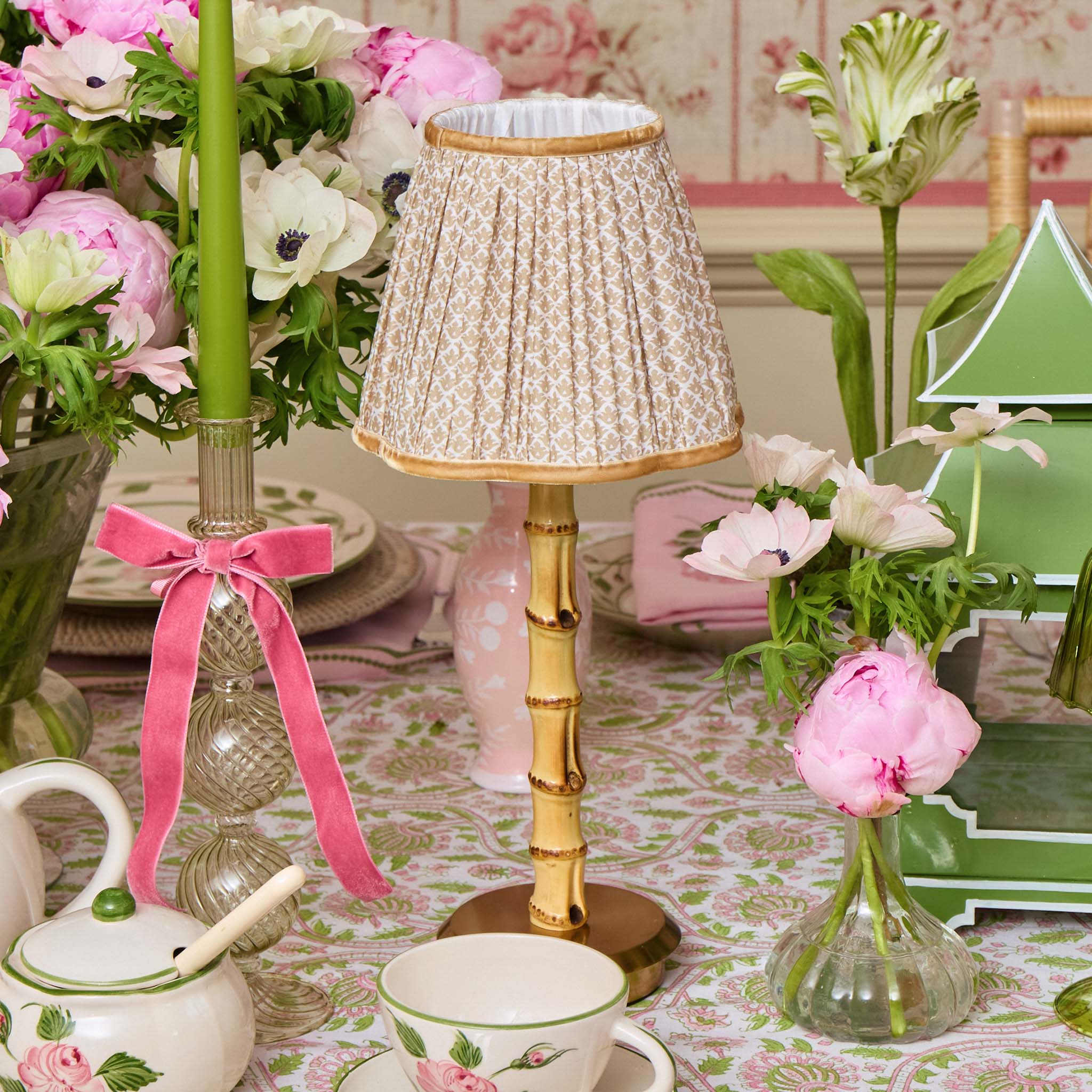 Bamboo Rechargeable Lamp with Putty Lotus Shade (18cm) - Image 4