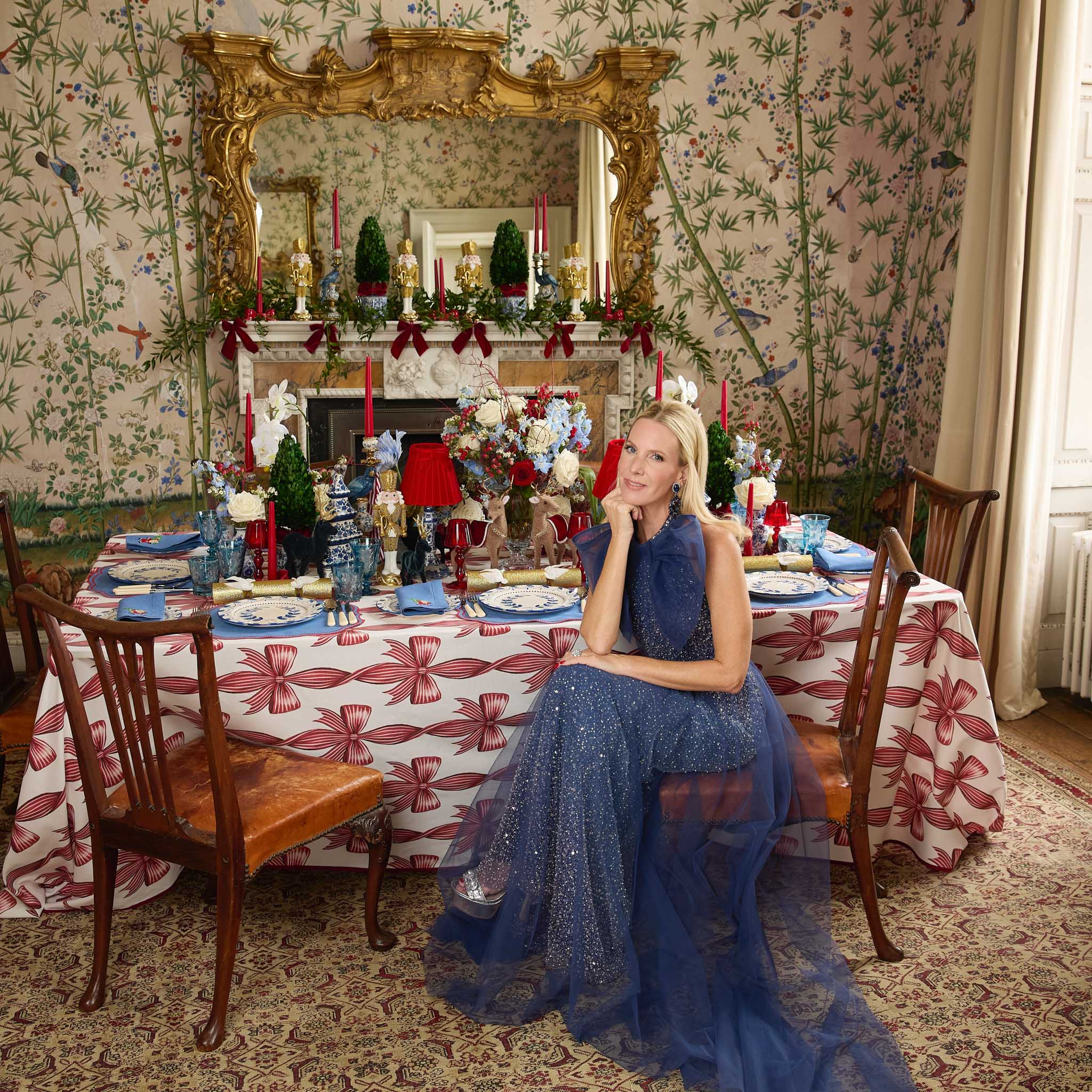 Red Bow Candycane Tablecloth - Image 2