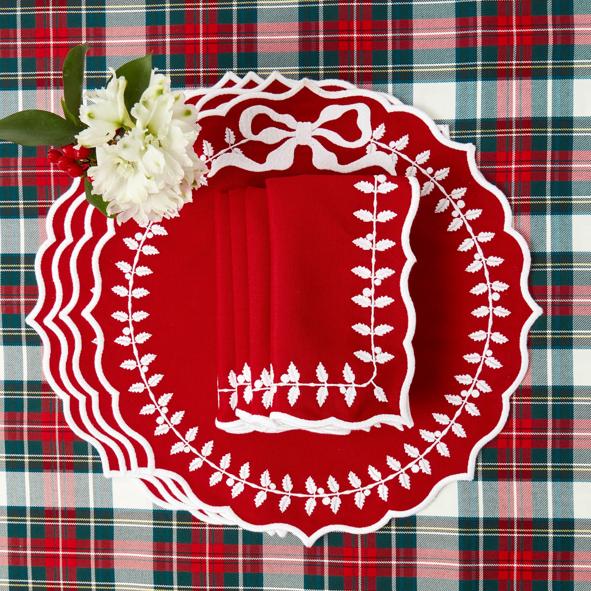 Red Bow Laurel Napkins (Set of 4) - Image 5