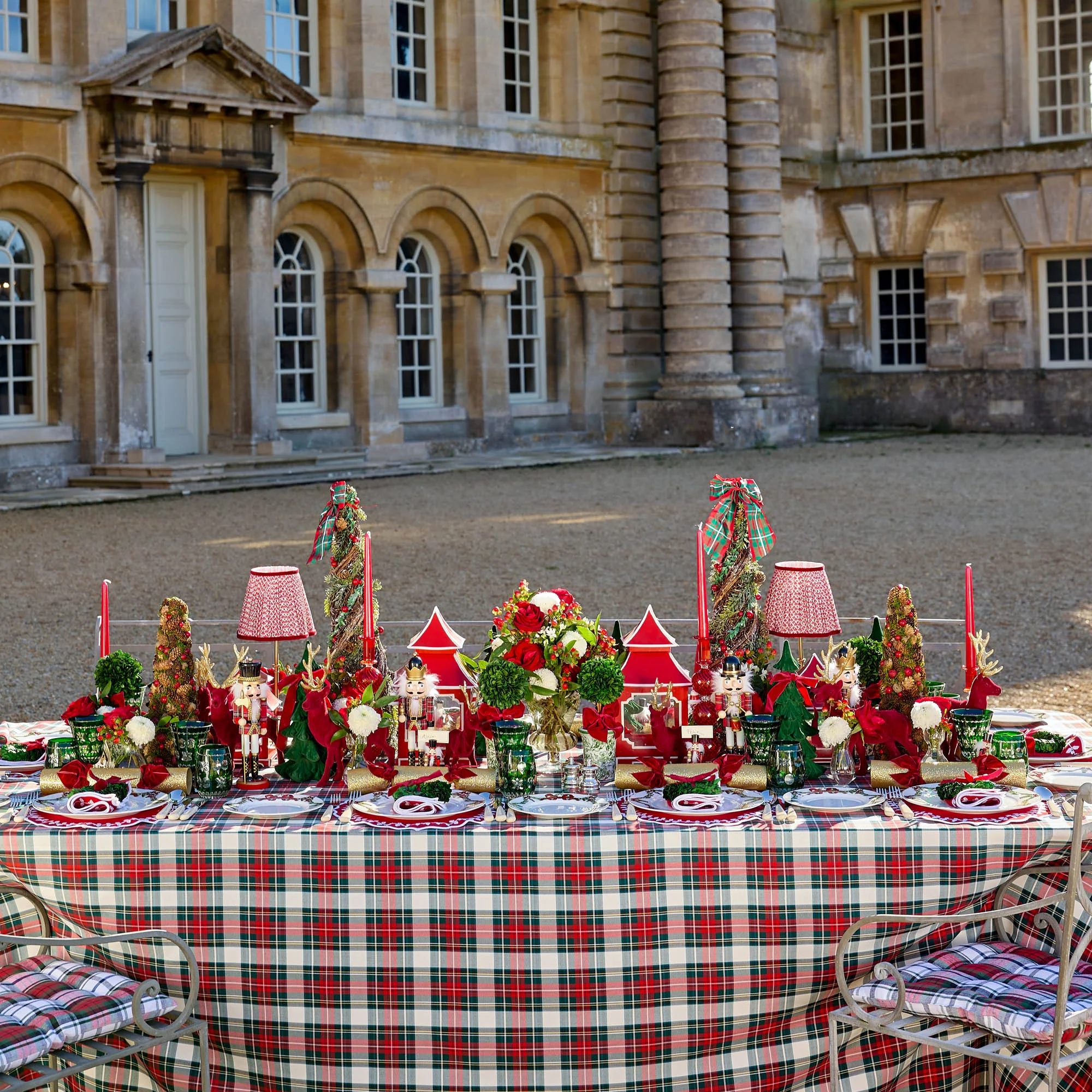 Red Bow Laurel Napkins (Set of 4) - Image 7