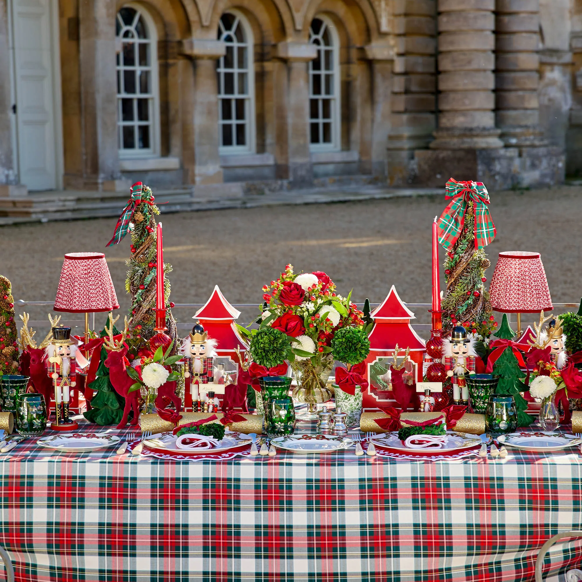 Red Bow Laurel Placemats & Napkins (Set of 4) - Image 4