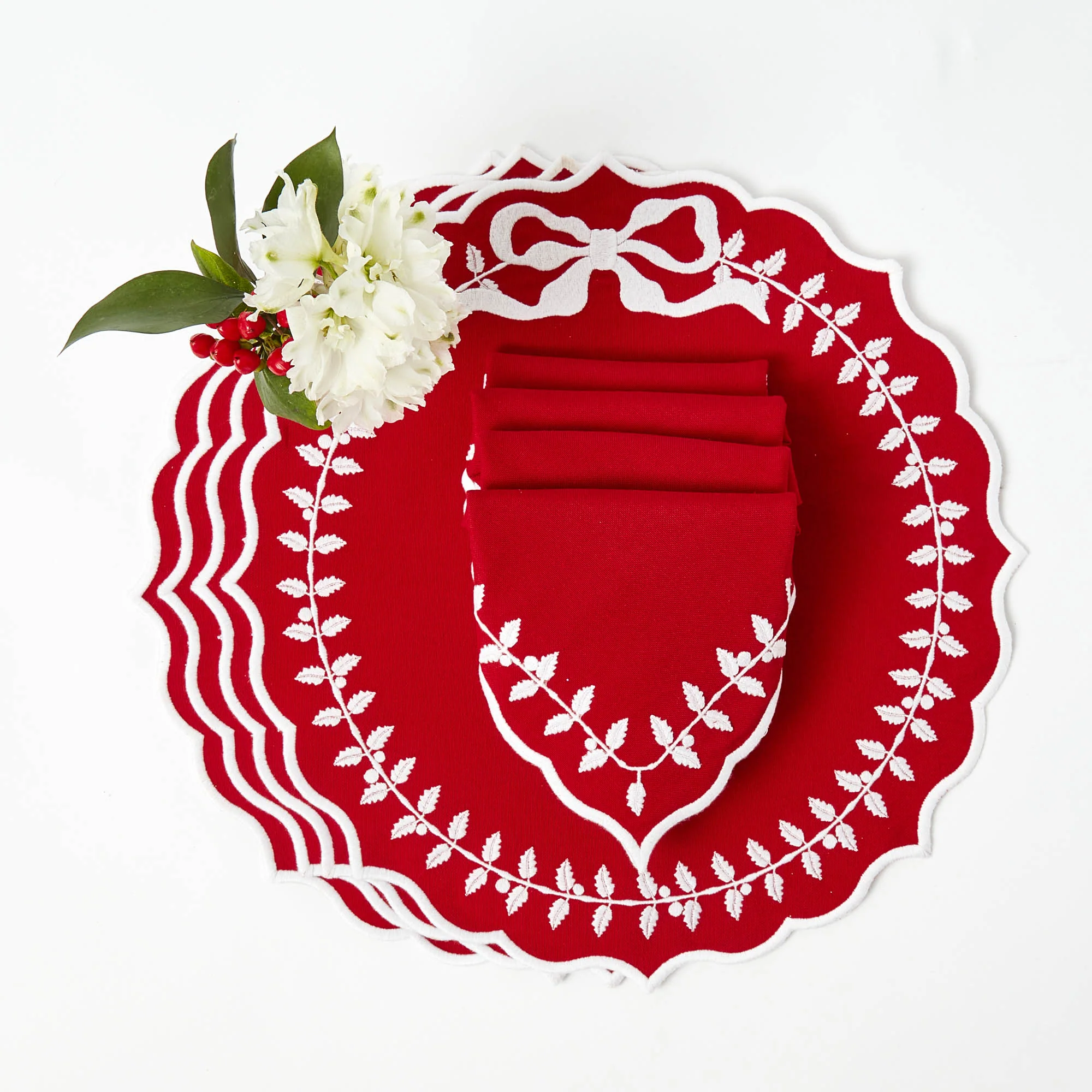 Red Bow Laurel Placemats & Napkins (Set of 4) - Image 5