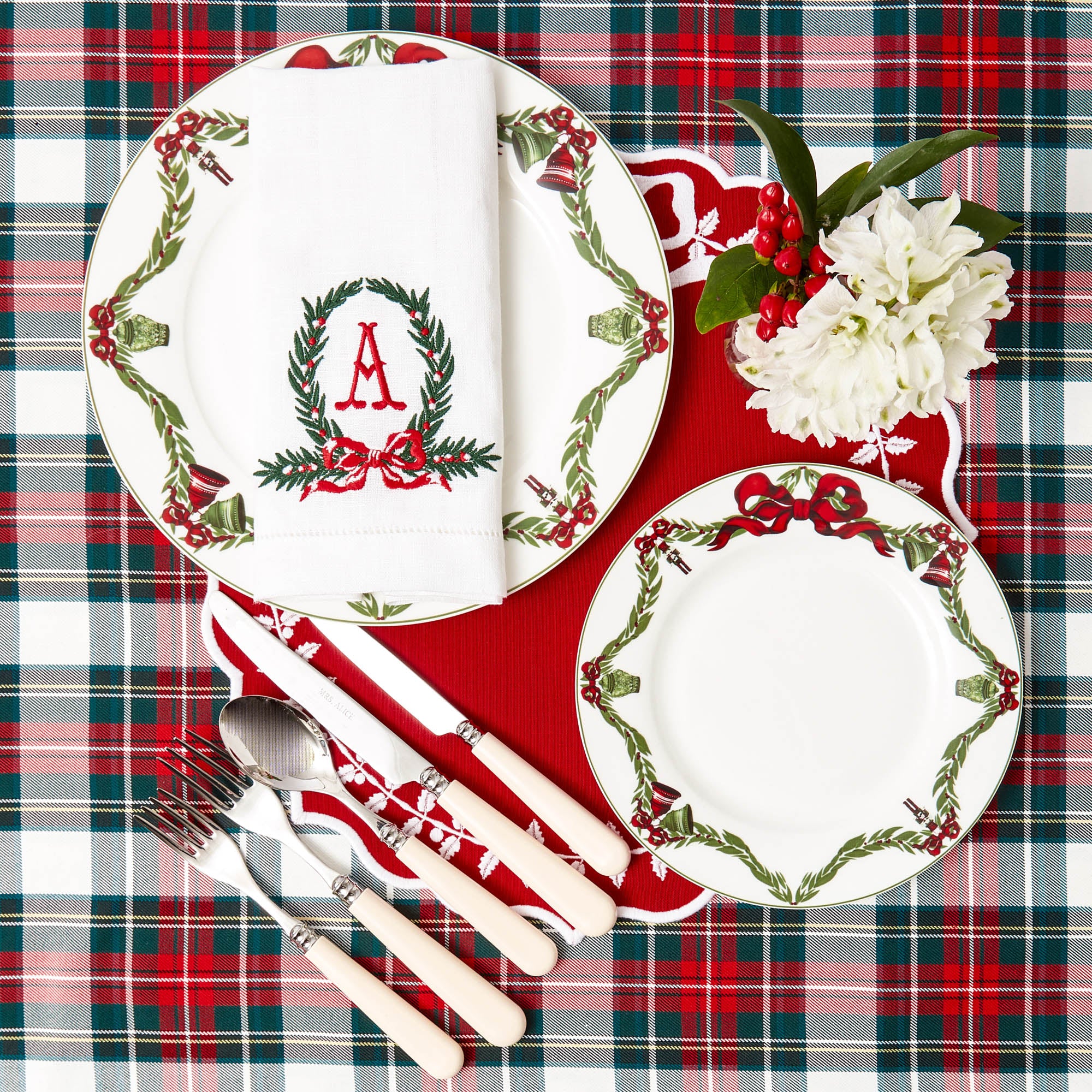Red Bow Laurel Placemats (Set of 4) - Image 5