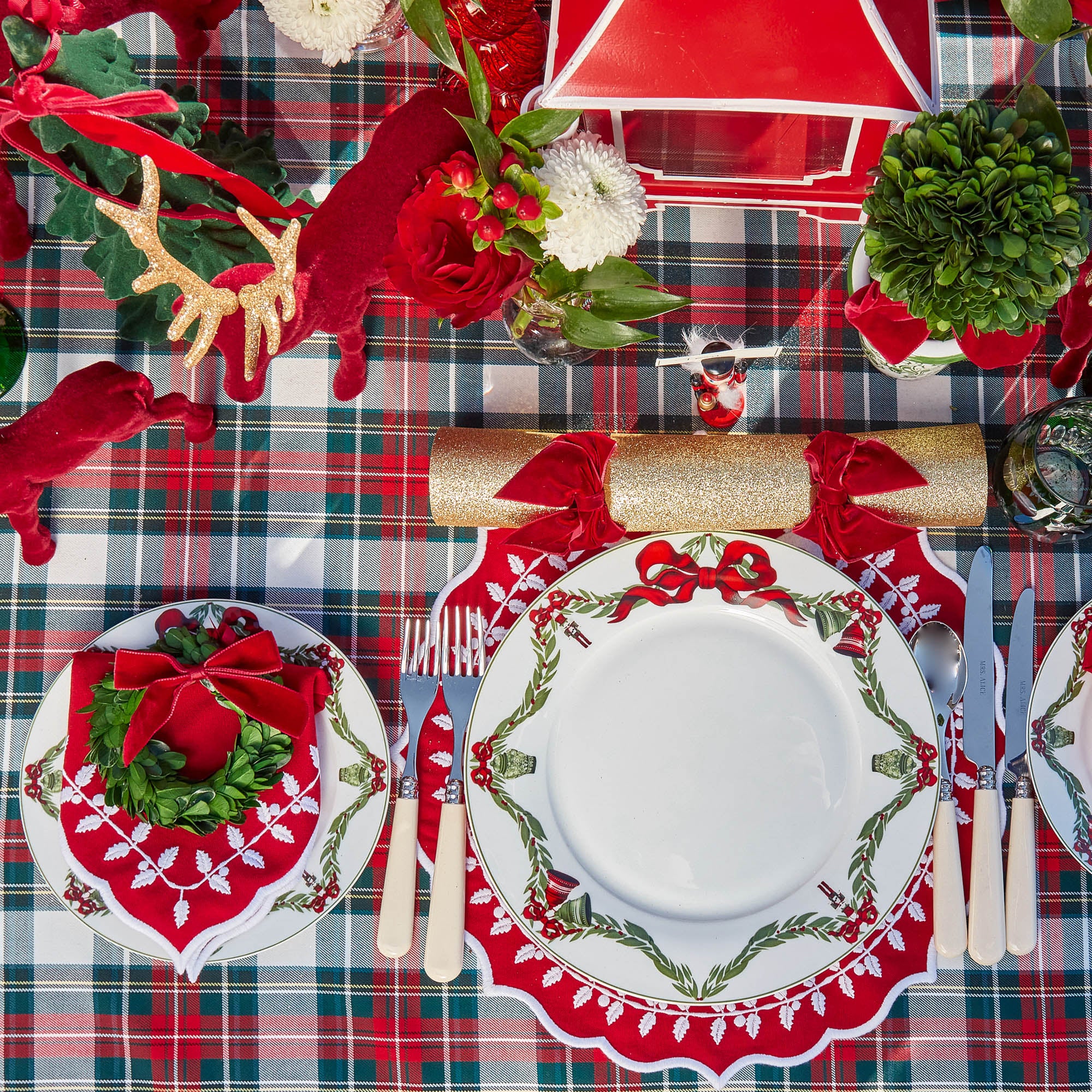 Red Bow Laurel Placemats (Set of 4) - Image 6