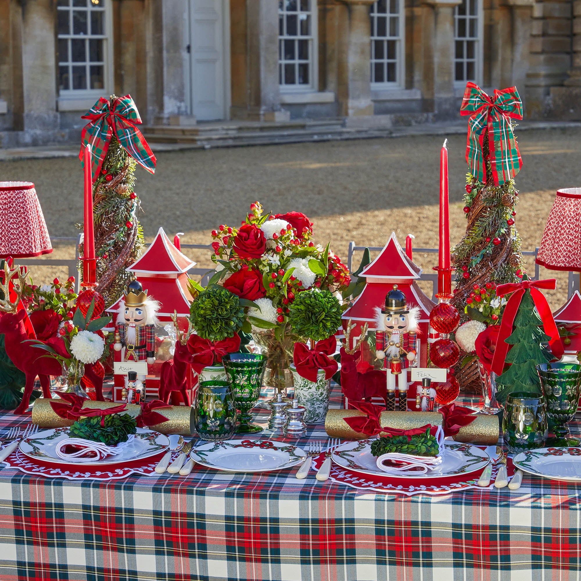 Red Bow Laurel Napkins (Set of 4) - Image 6