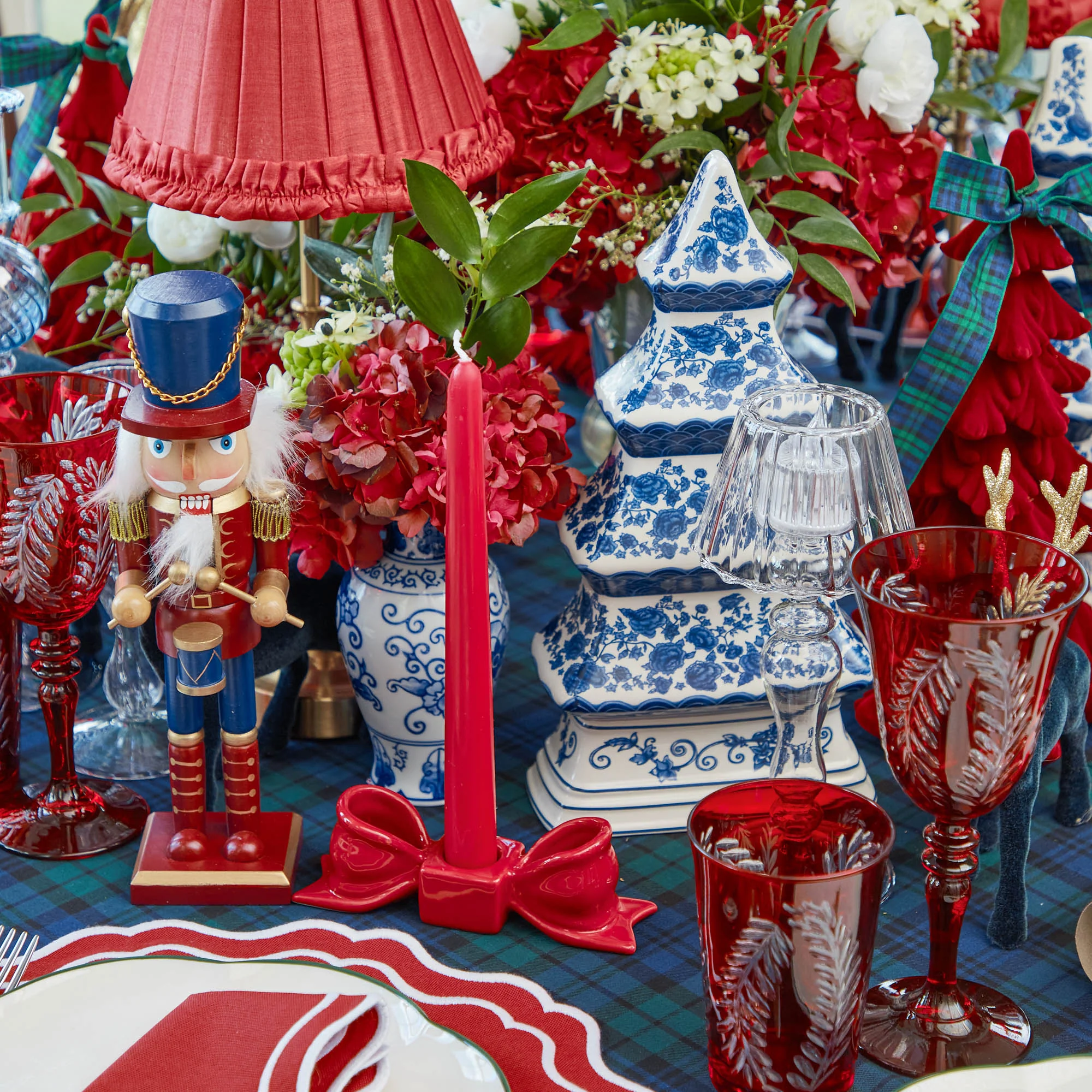 Red Ceramic Bow Candleholder (Pair) - Image 12