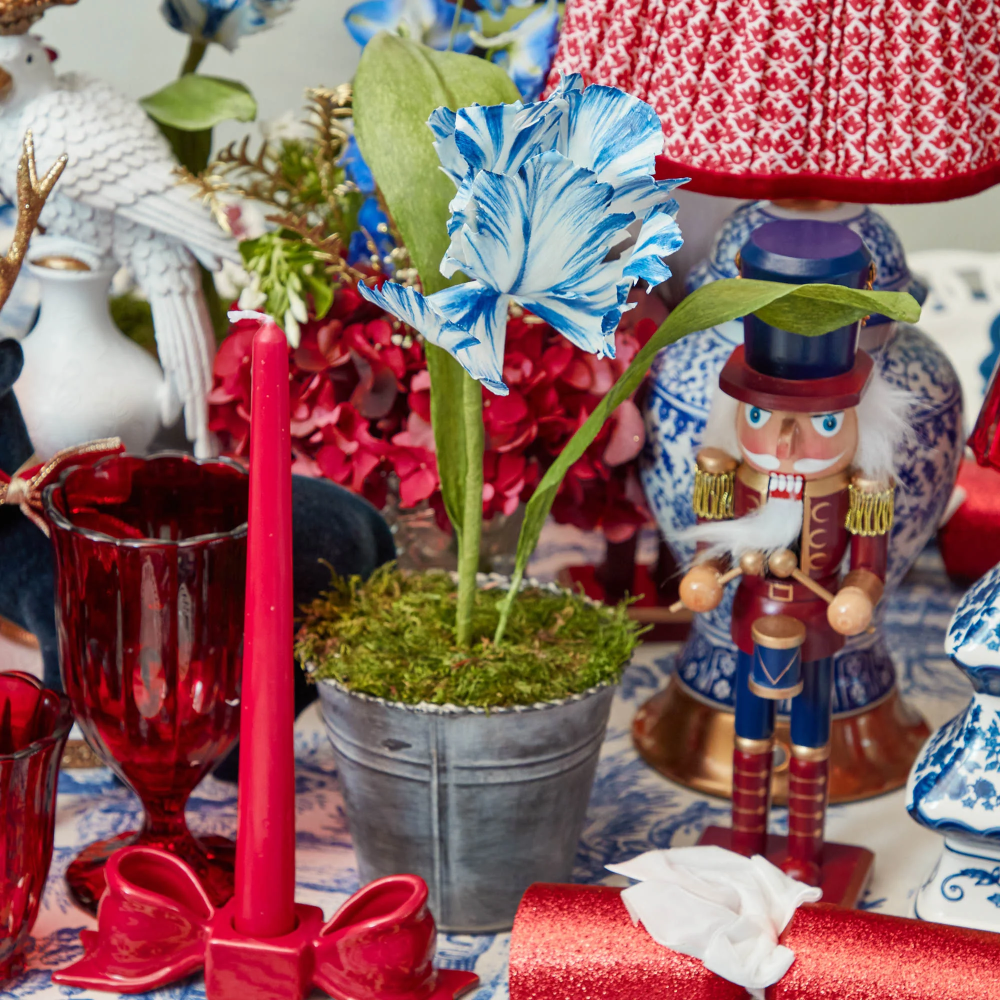 Red Ceramic Bow Candleholder (Pair) - Image 18