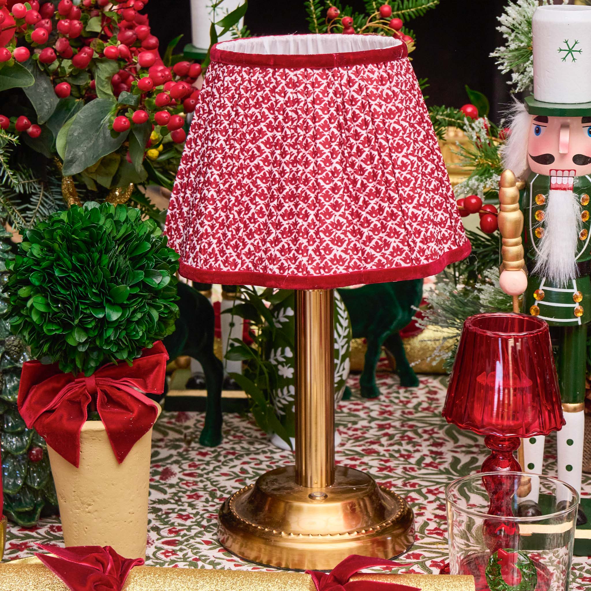 Red Lotus Lampshade (22cm) - Image 10