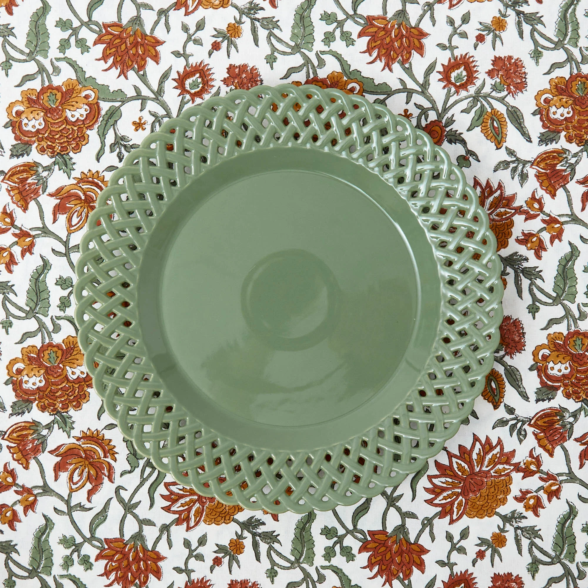 Sage Basketweave Dinner Plate - Image 18