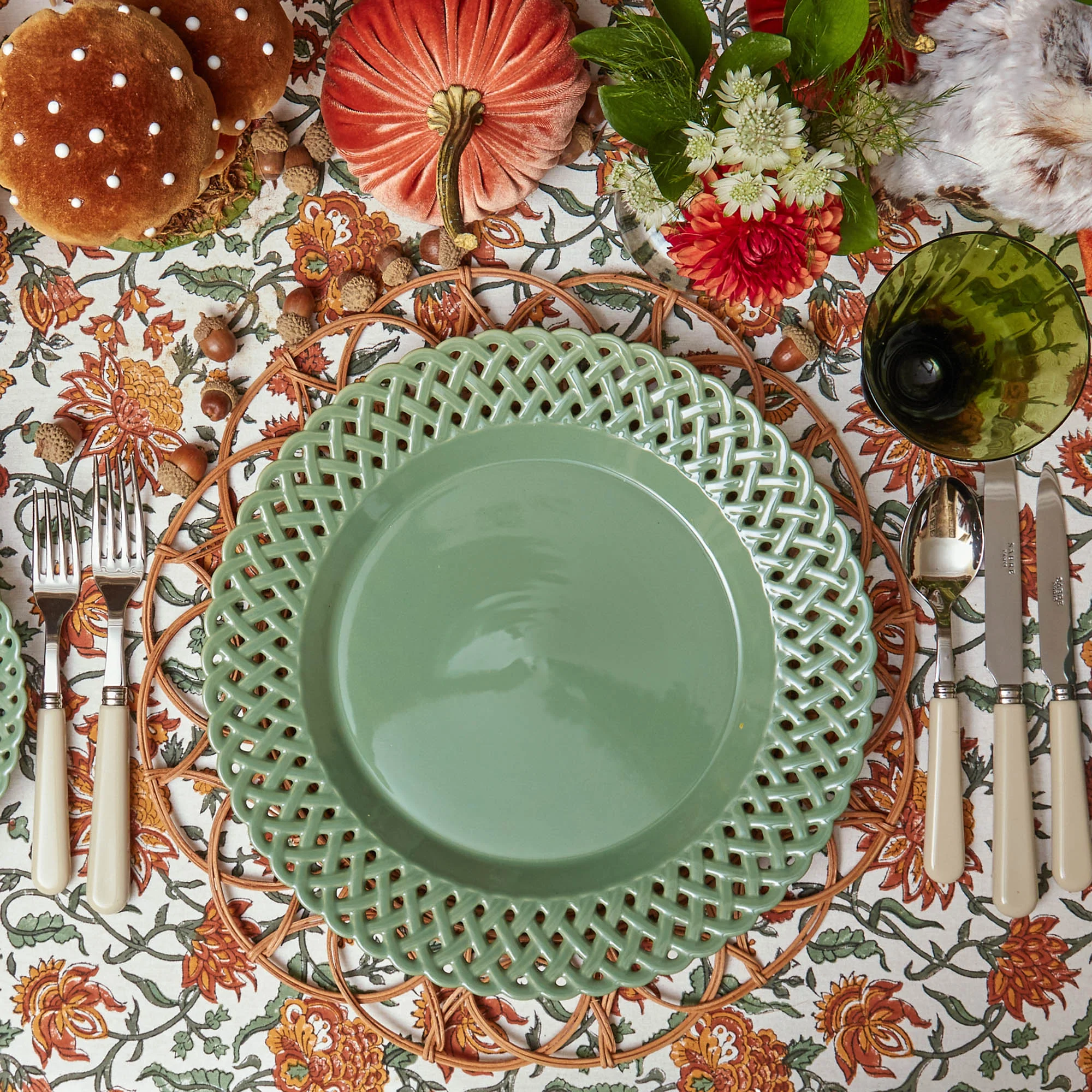 Sage Basketweave Dinner Plate - Image 19