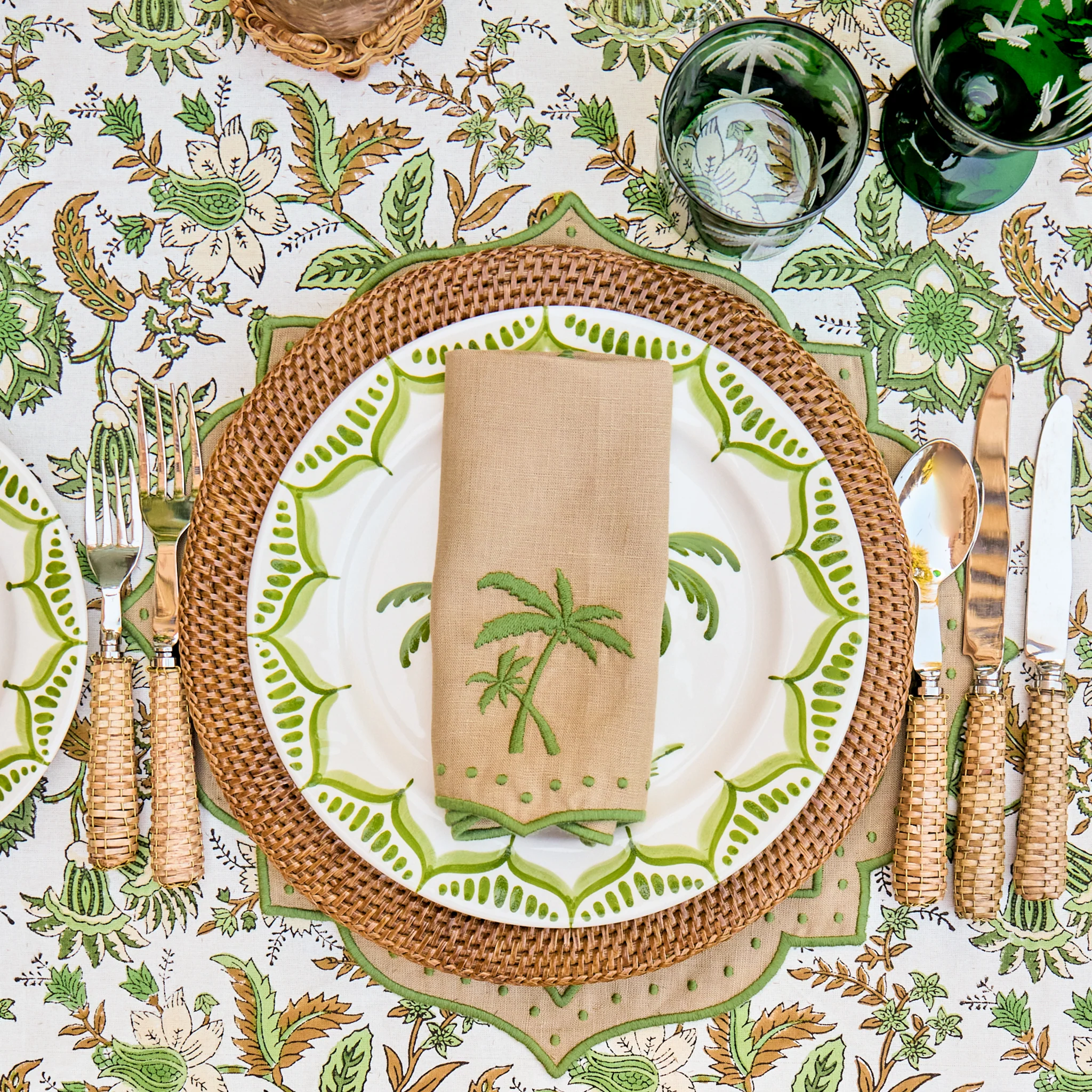 Sand & Green Celestria Palm Tree Napkins (Set of 4) - Image 8