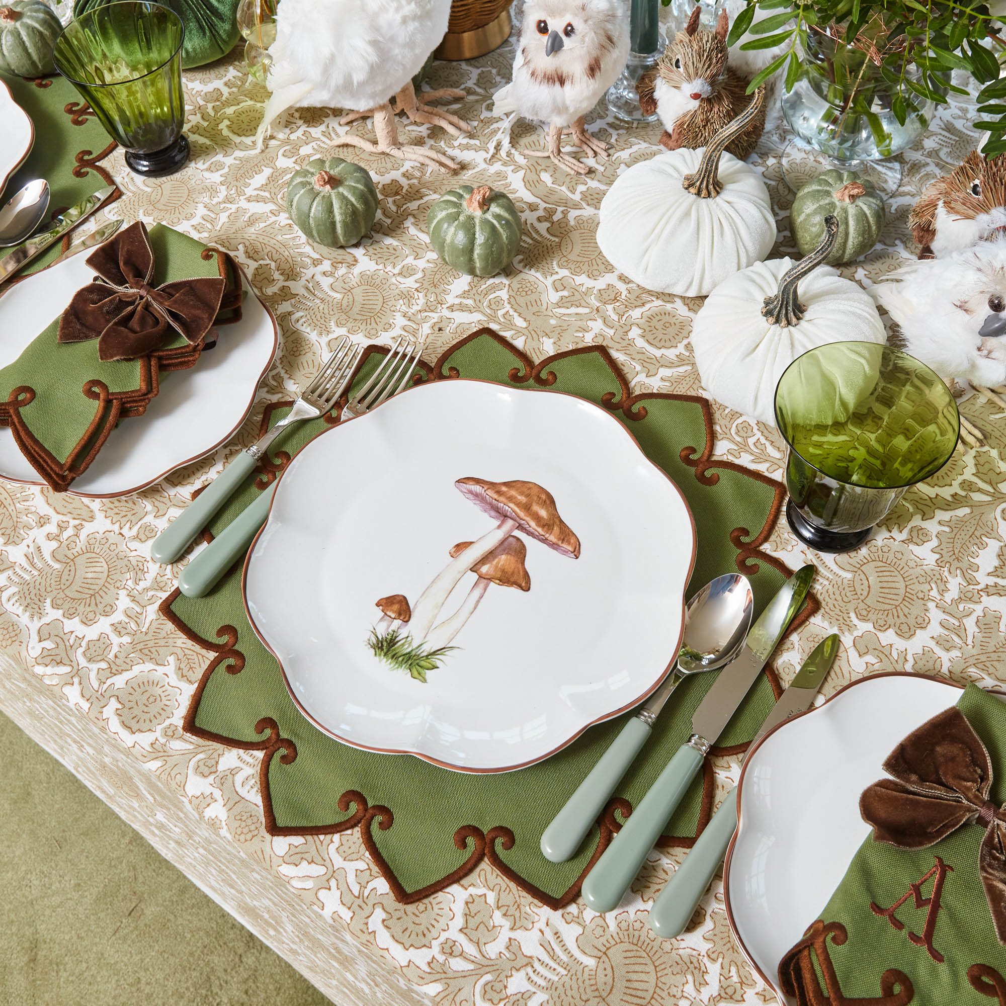 Scalloped Mushroom Dinner Plate - Image 12