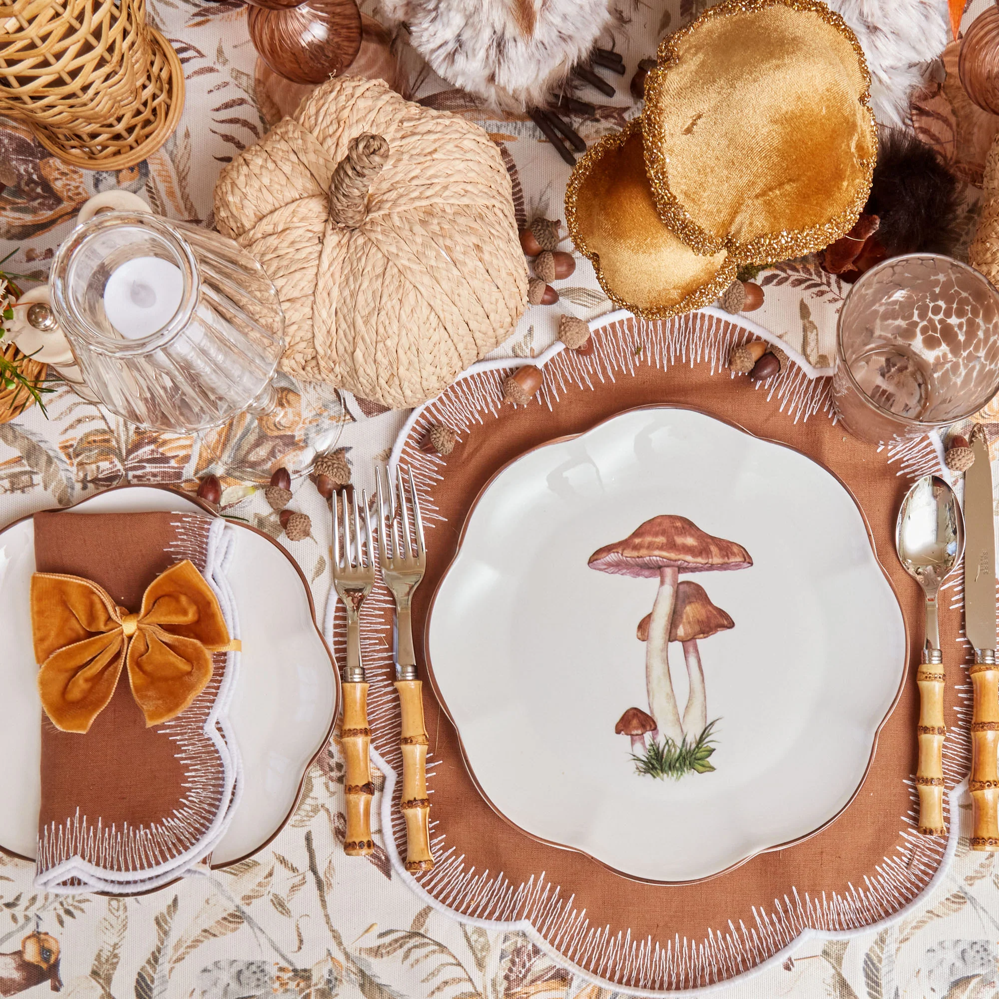 Scalloped Mushroom Dinner Plate - Image 17