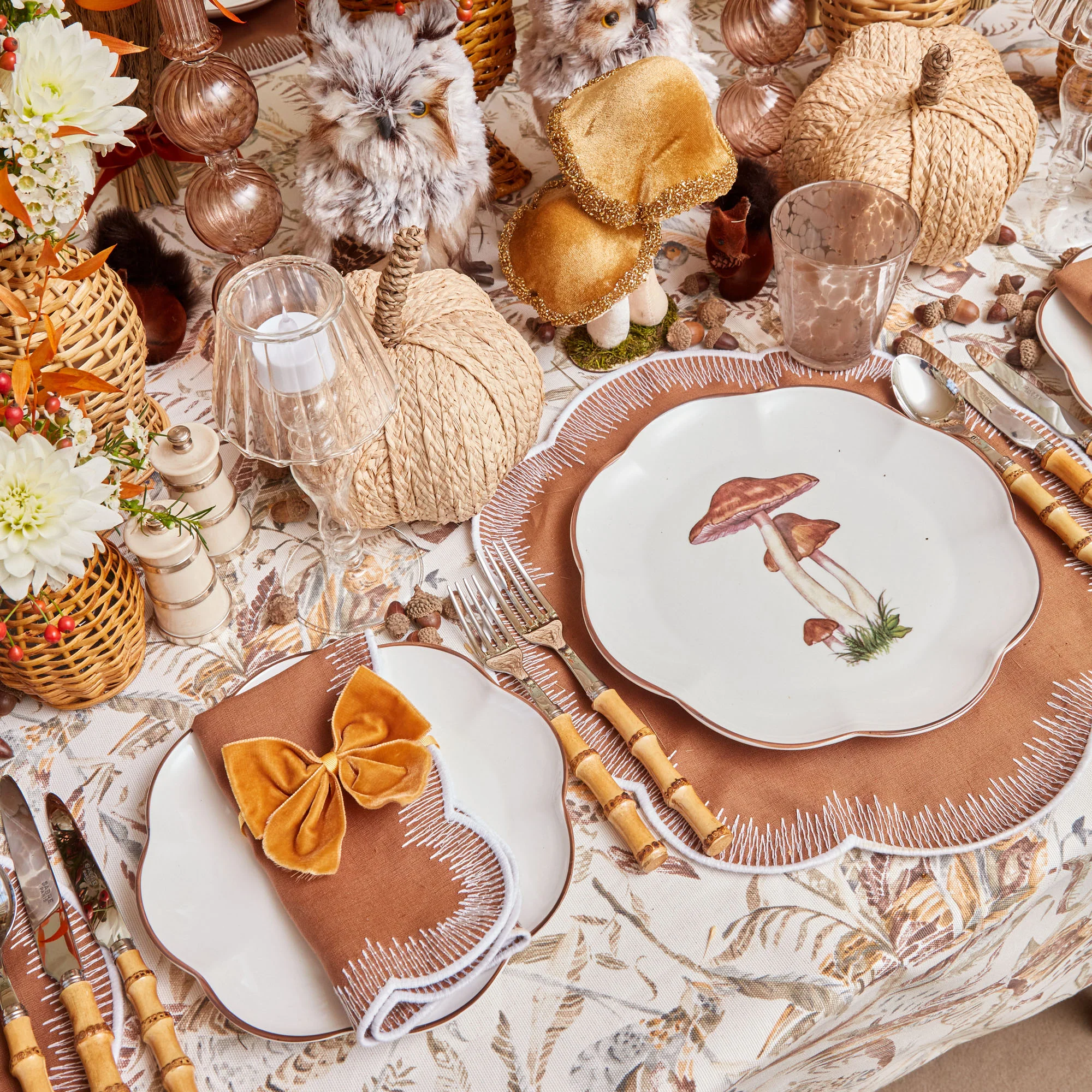 Scalloped Mushroom Dinner Plate - Image 21
