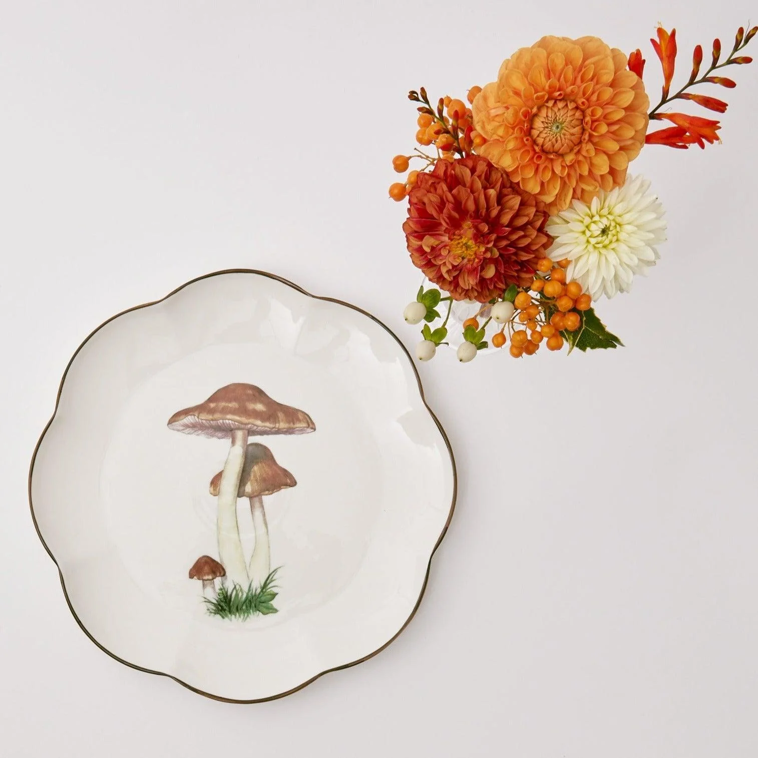 Scalloped Mushroom Dinner Plate - Image 30