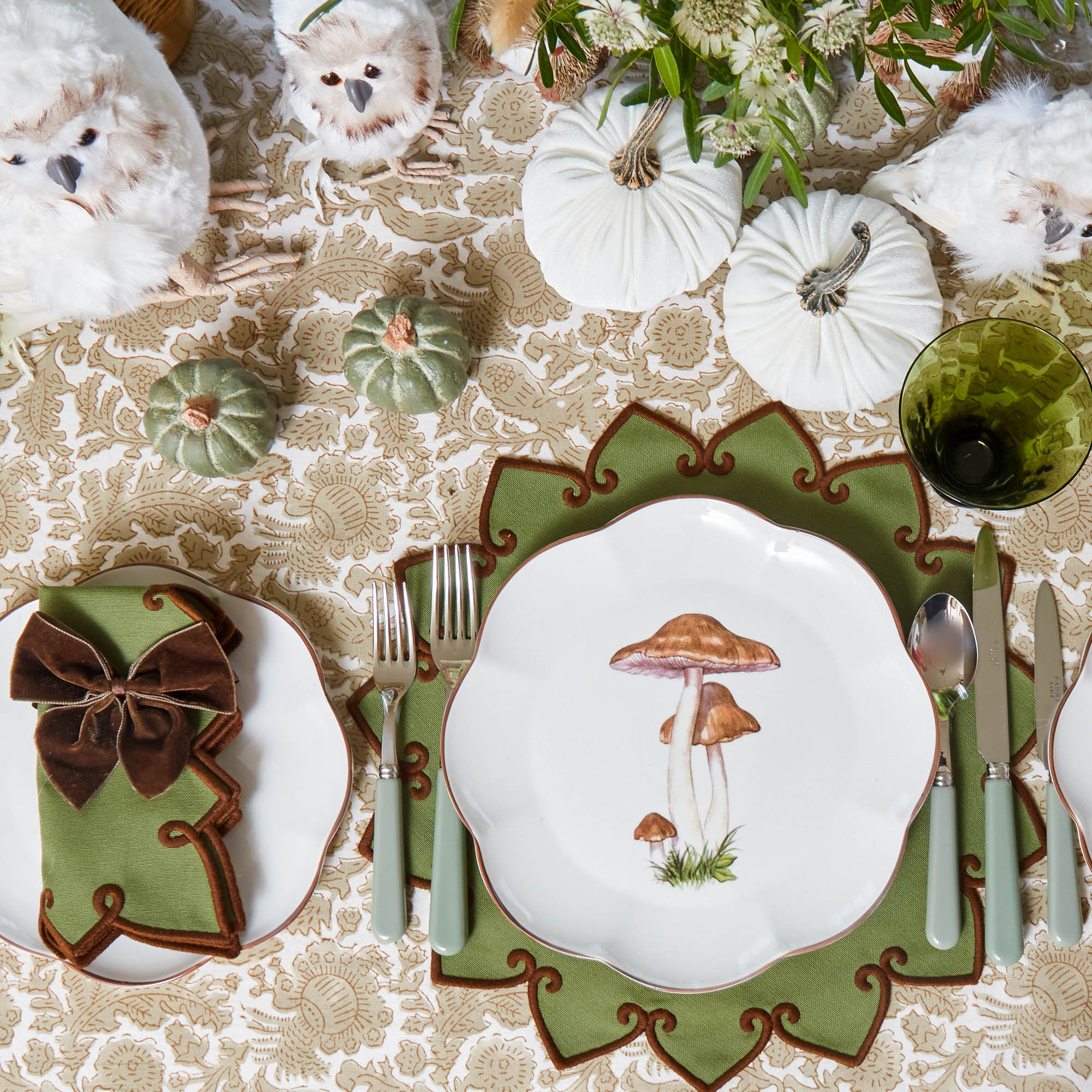 Scalloped Mushroom Dinner Plate - Image 10