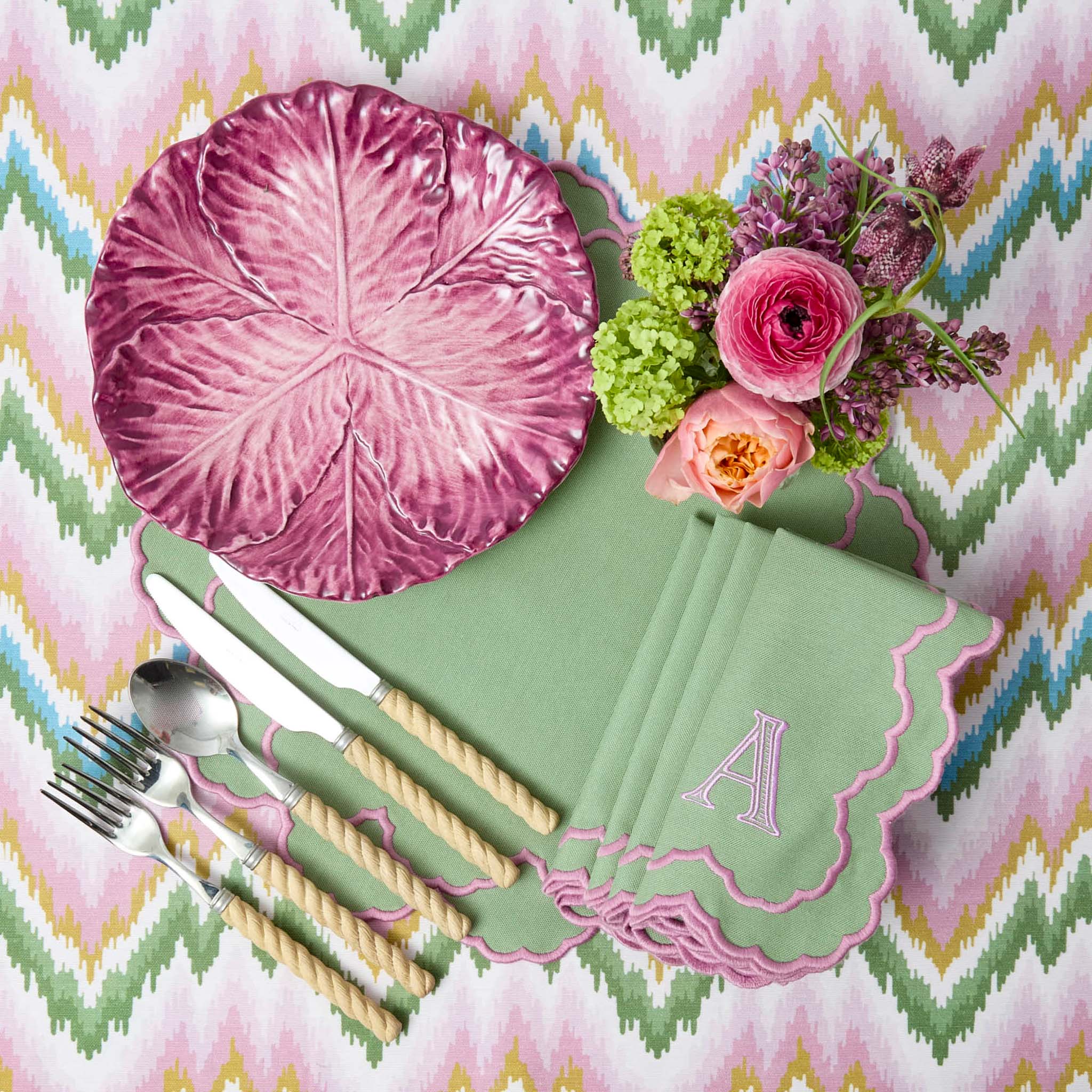 Aubergine Serena Cabbage Dinner Plate - Image 18