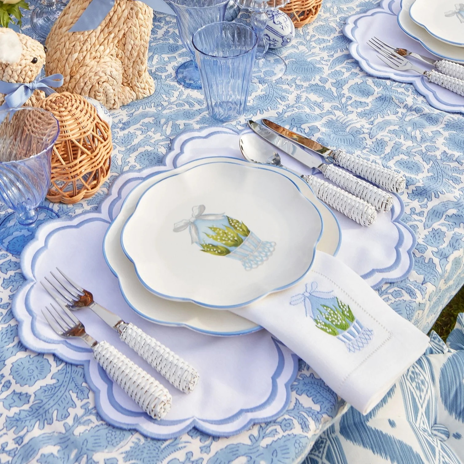 Serena White Placemats (Set of 4) - Image 2