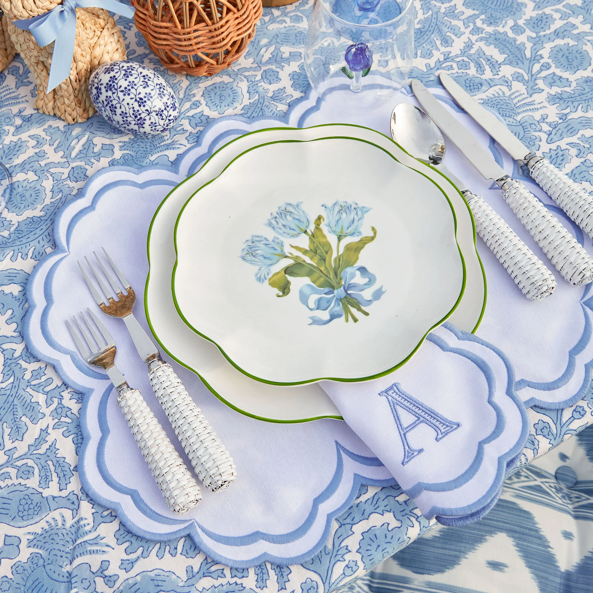 Serena White Placemats (Set of 4) - Image 9