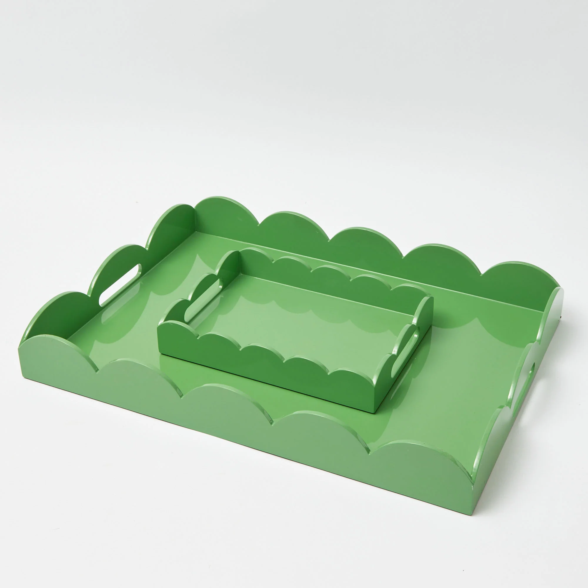 Green Small Scalloped Lacquer Tray - Image 11