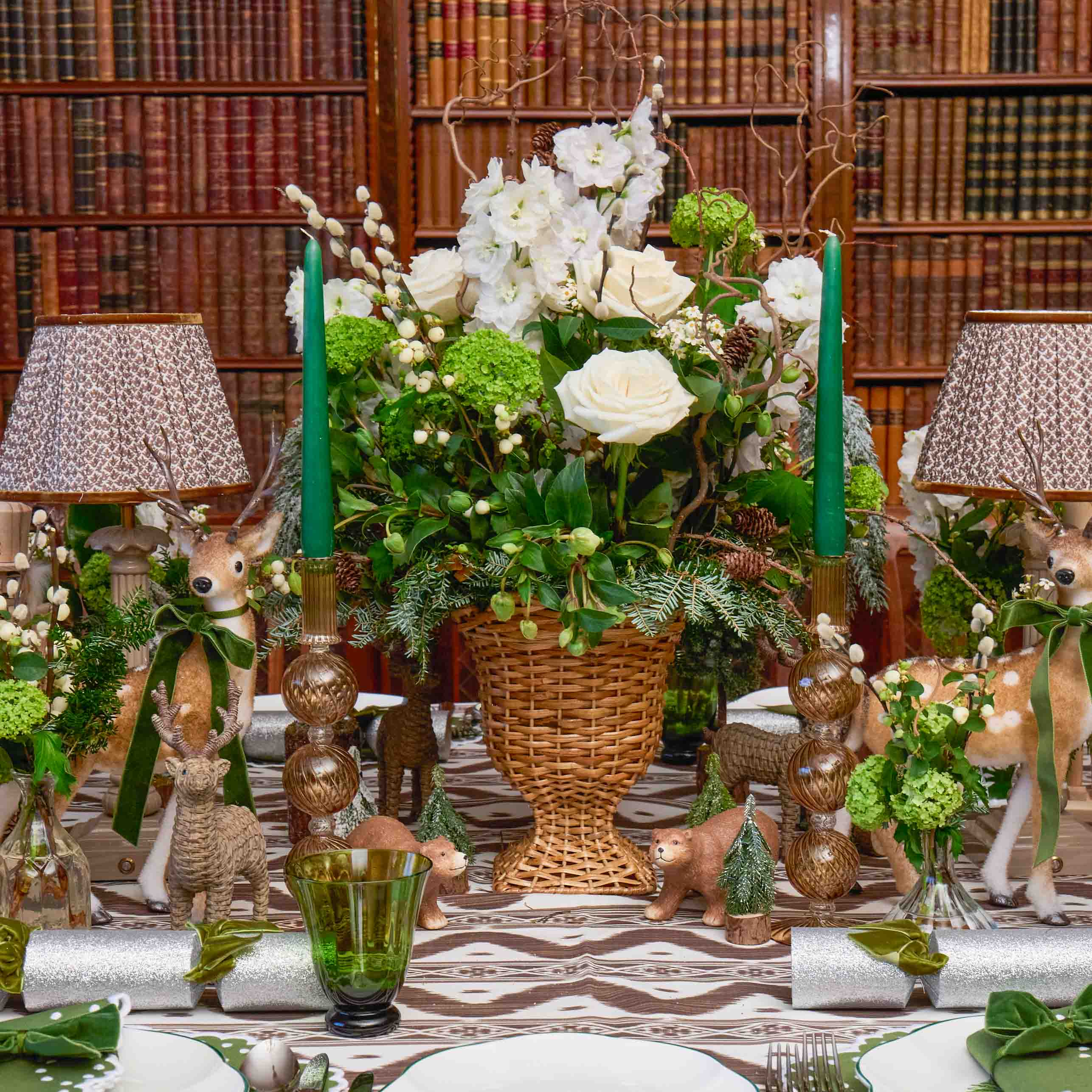 Small Rattan Urn Vase - Image 10