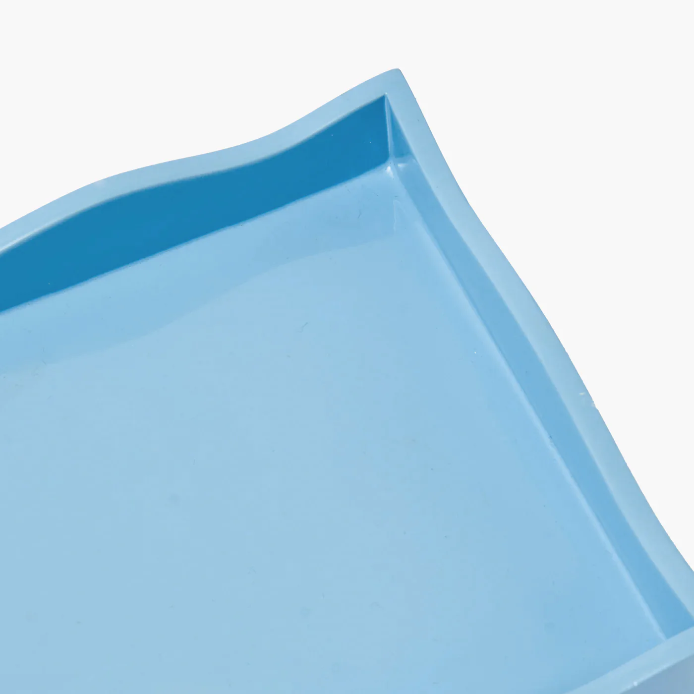 Small Blue Lacquer Wave Tray - Image 3