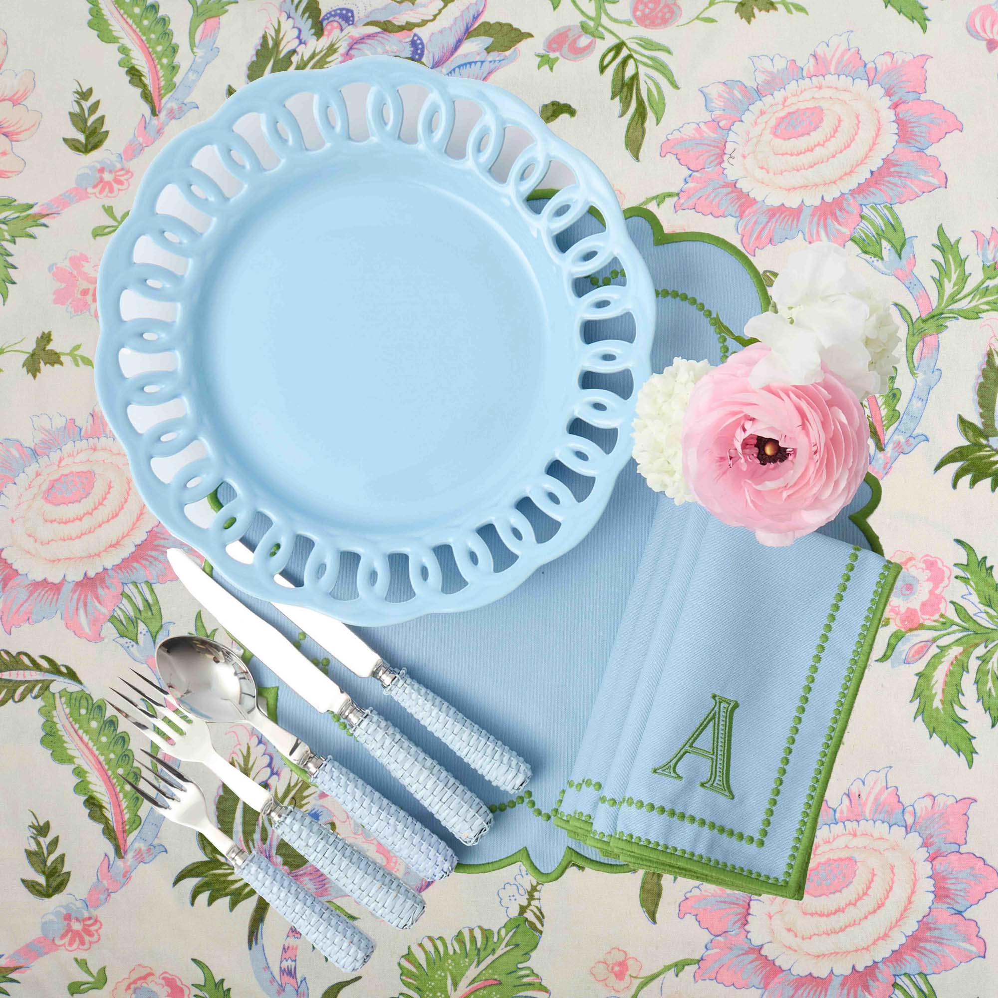 Soft Blue Lace Dinner Plates (Set of 4) - Image 4